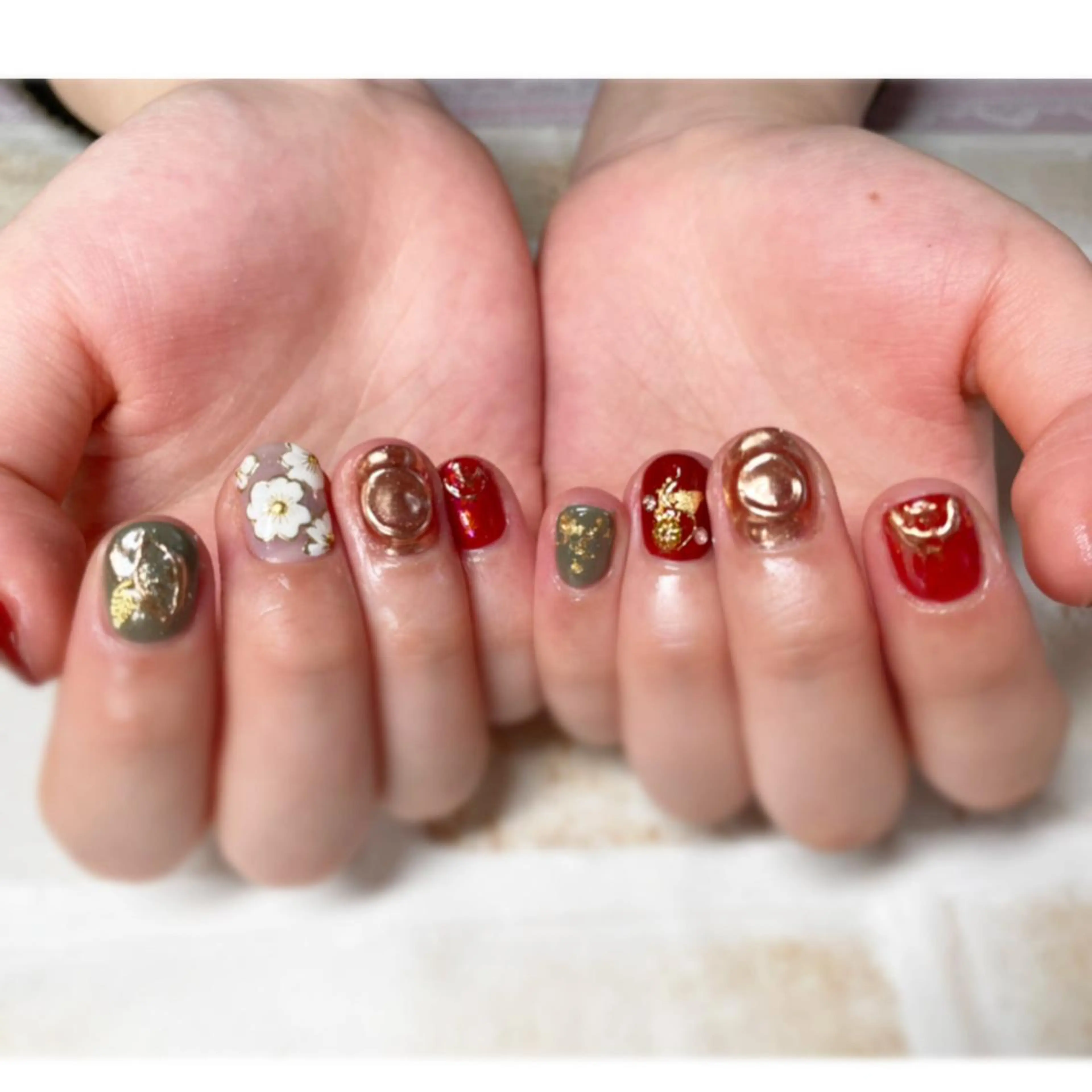 ネイル 成人式 ハンドネイル totalbeautylento所属・lento nailのネイルデザイン