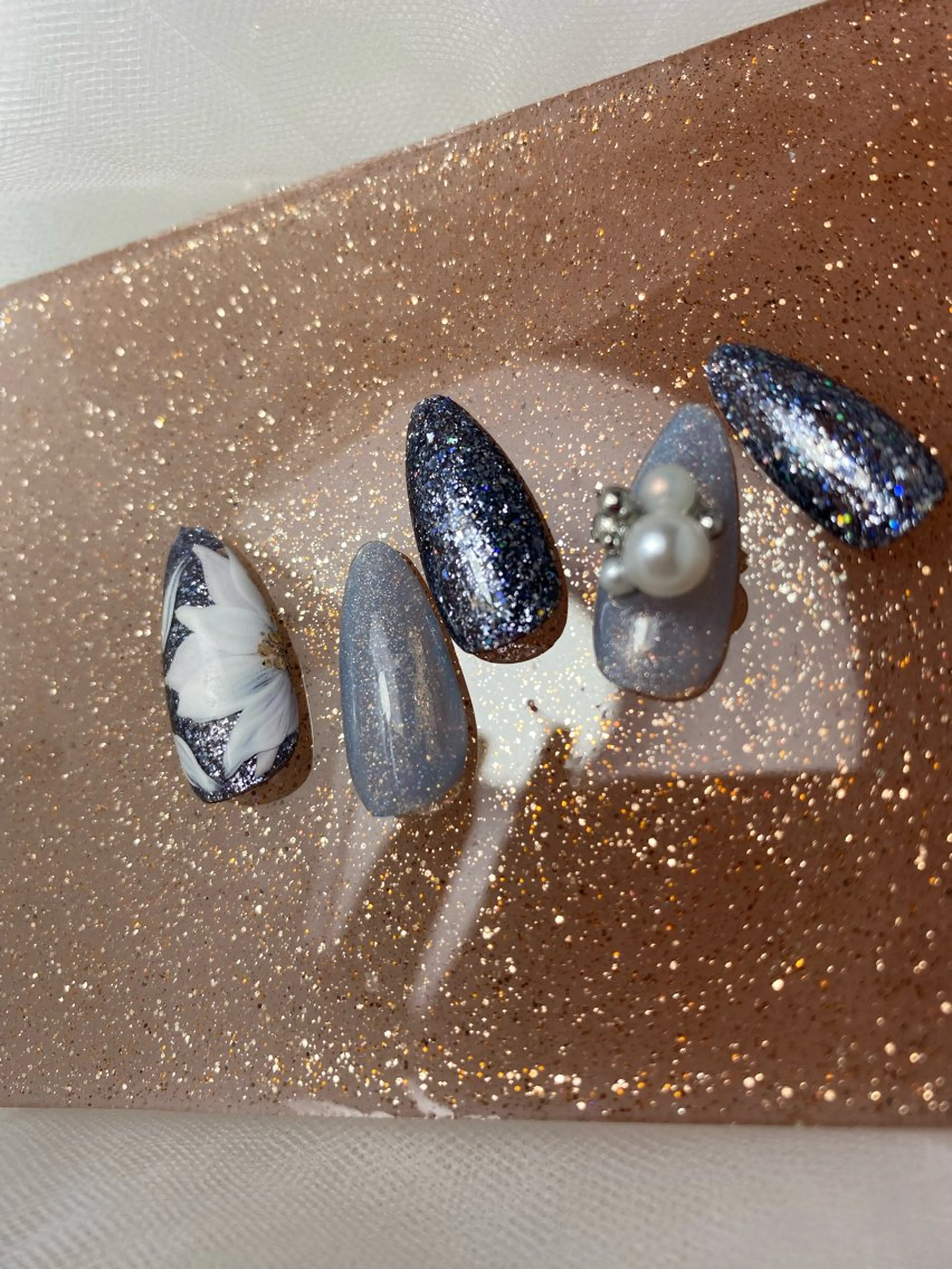 ネイル Bavardage Nailのネイルデザイン