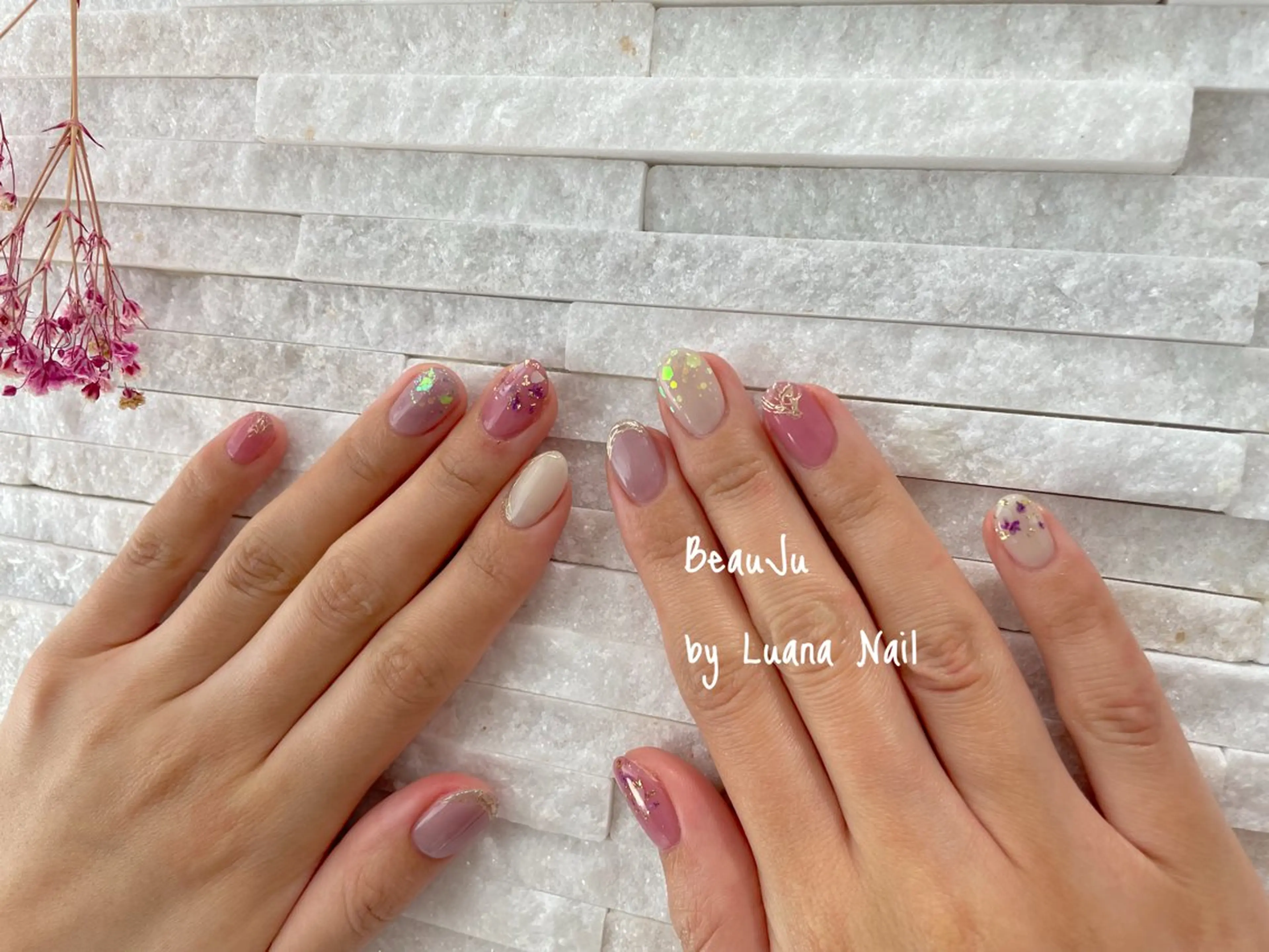 ネイル ミラーネイル ハンドネイル BeauJu by Luana Nailのネイルデザイン