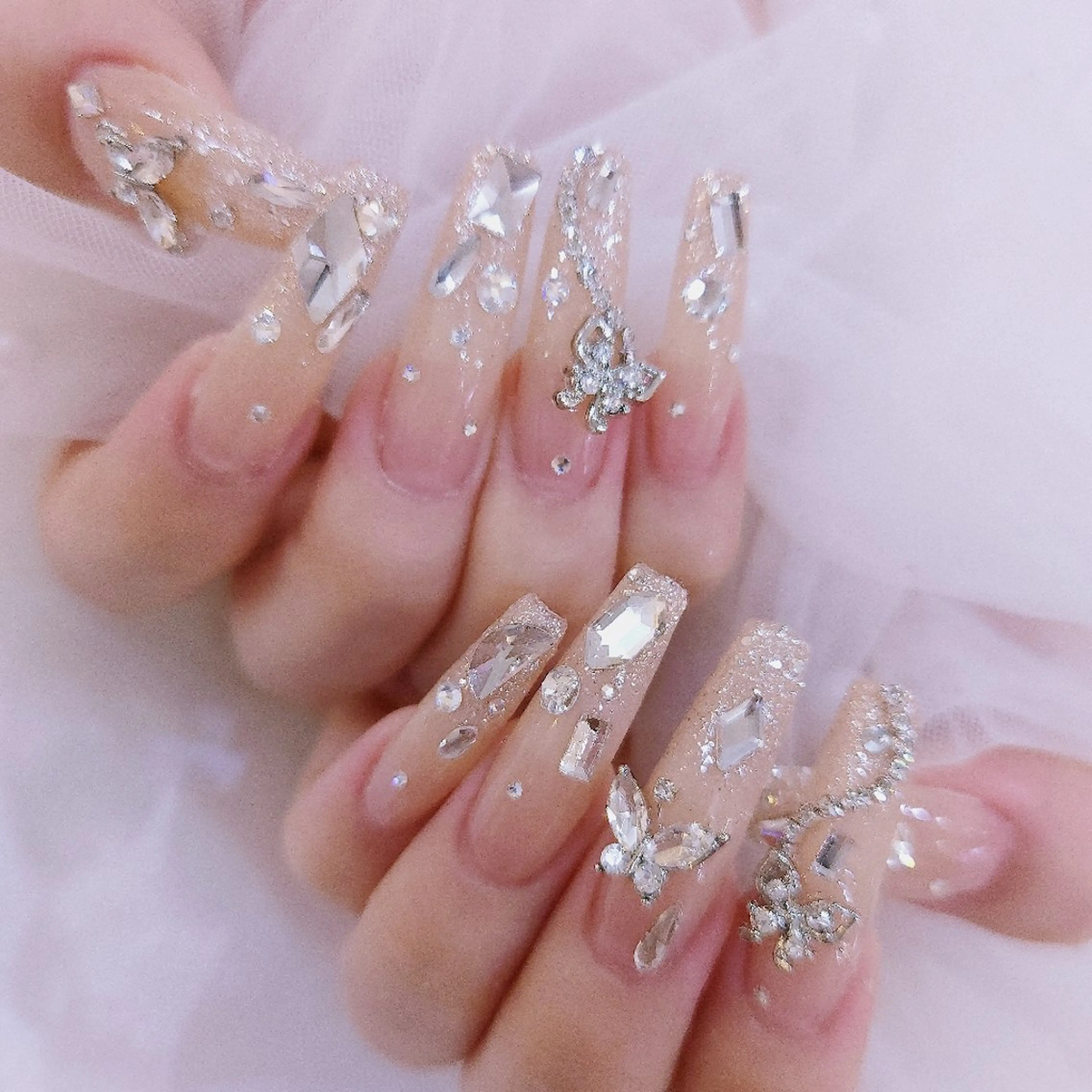 ネイル 梅田🦄中崎町🩵 u n o 0 1のネイルデザイン