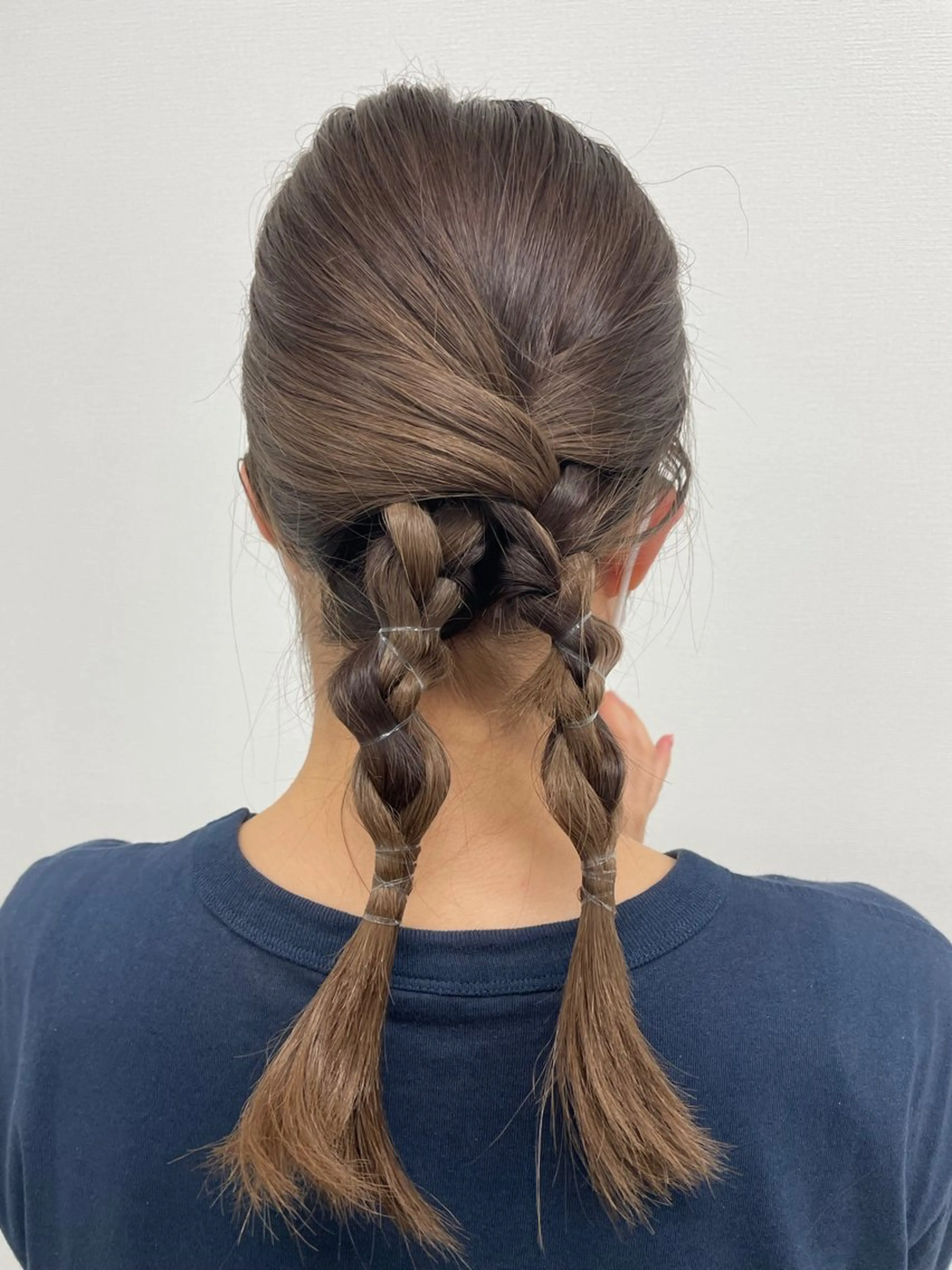 ミディアム ヘアアレンジ 🫧Ayumu🫧 透明感カラー/春日のヘアスタイル