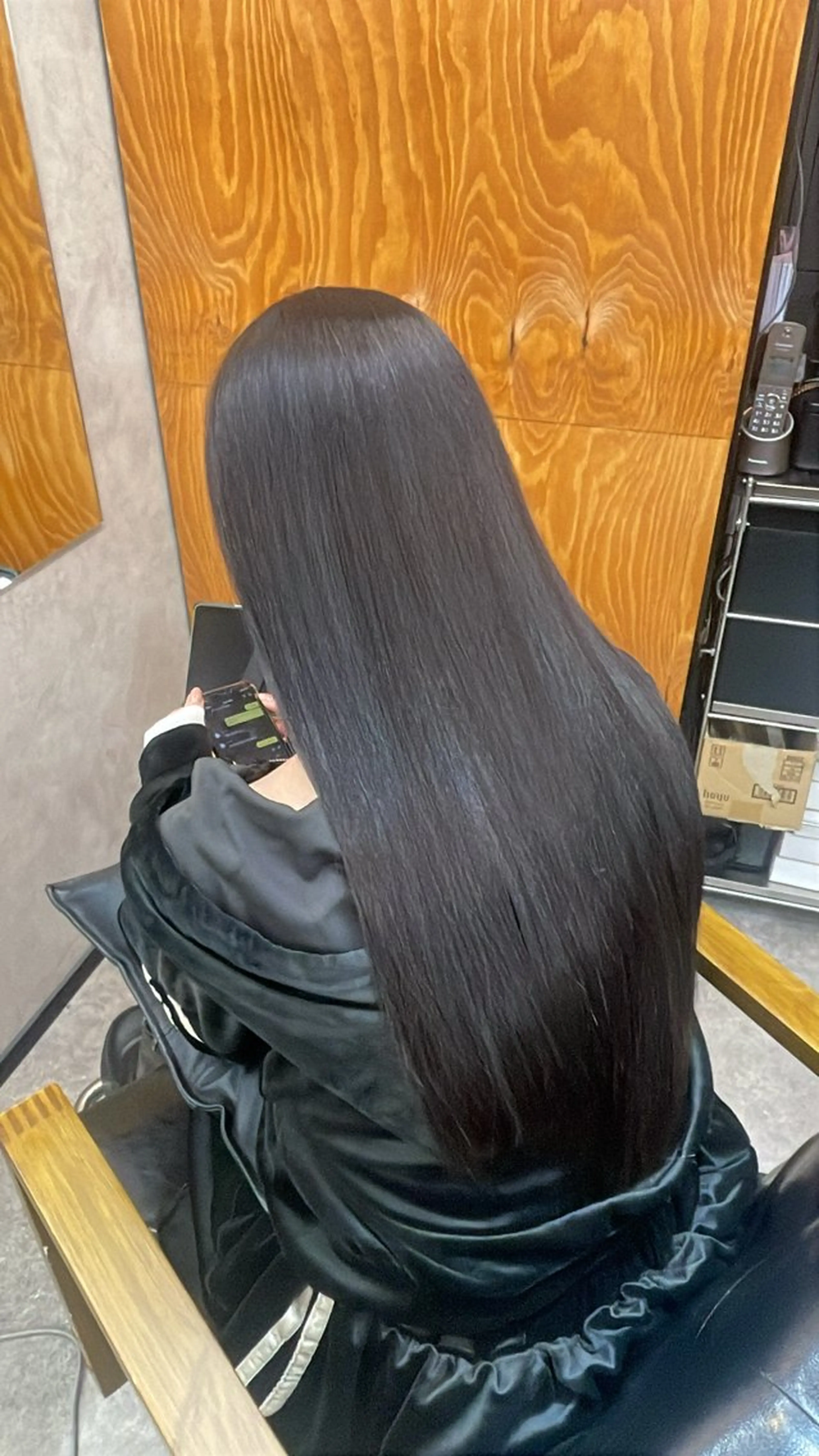 ロング カラー ヘアカラー 荒川 桃花のヘアスタイル