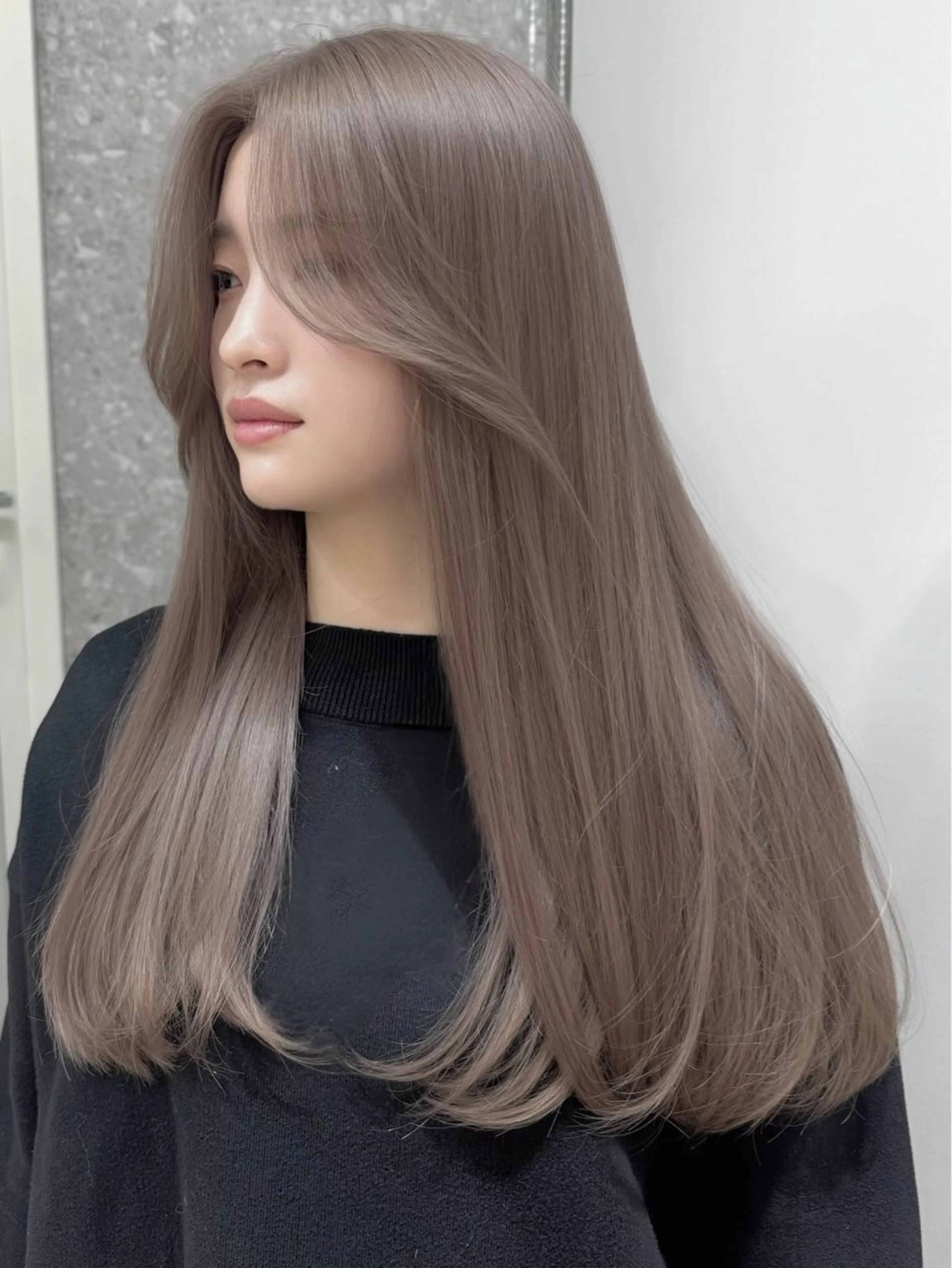 ロング カラー ベージュカラー ブリーチ ハイトーンカラー ミルクティーベージュ ヘアカラー トリートメント 失敗しないハイトーン ✨ミルクティー/ミワのヘアスタイル