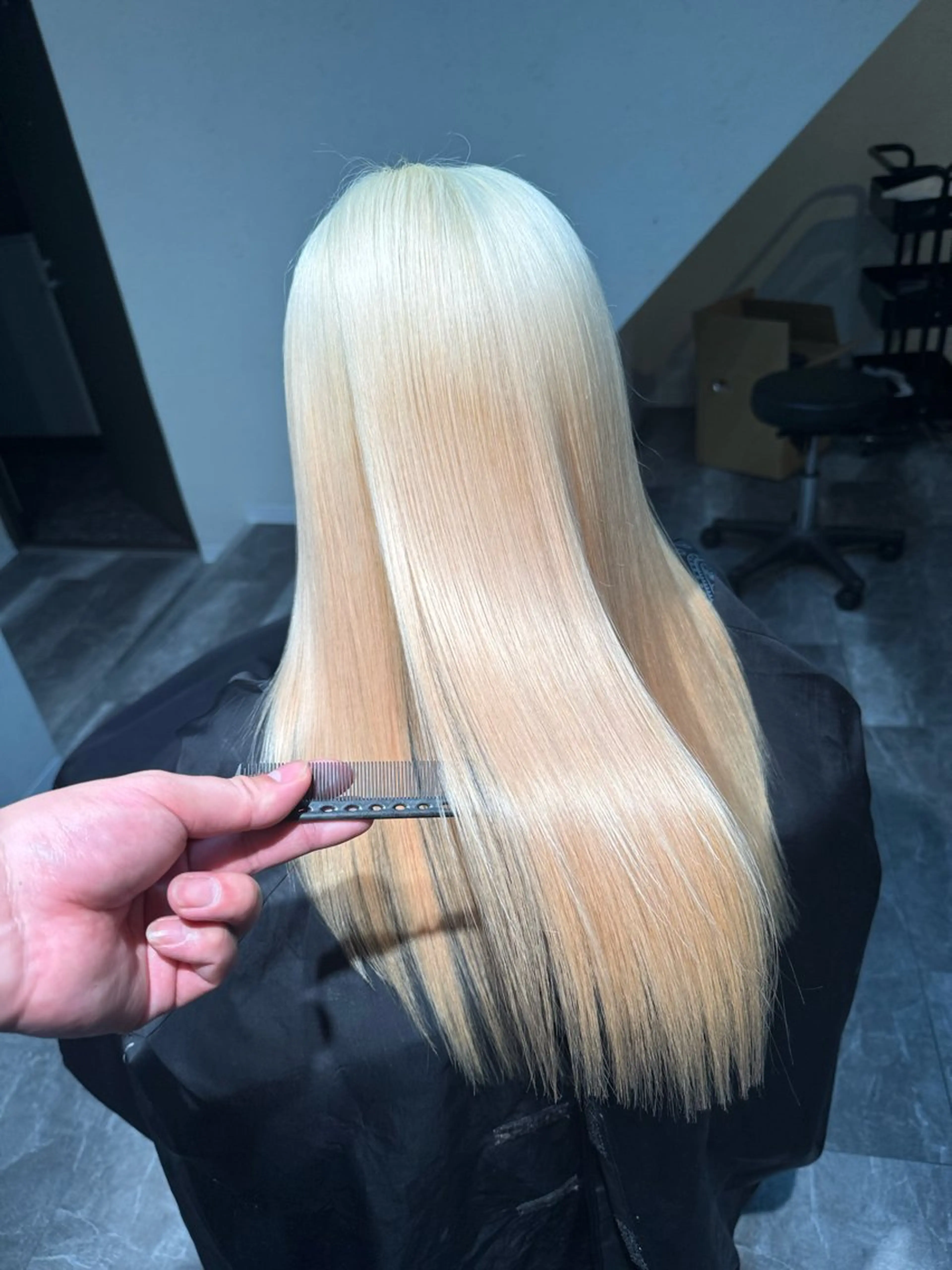 ロング カラー ハイトーンカラー 【ALTLA 吹田】 ハイトーン MUUのヘアスタイル