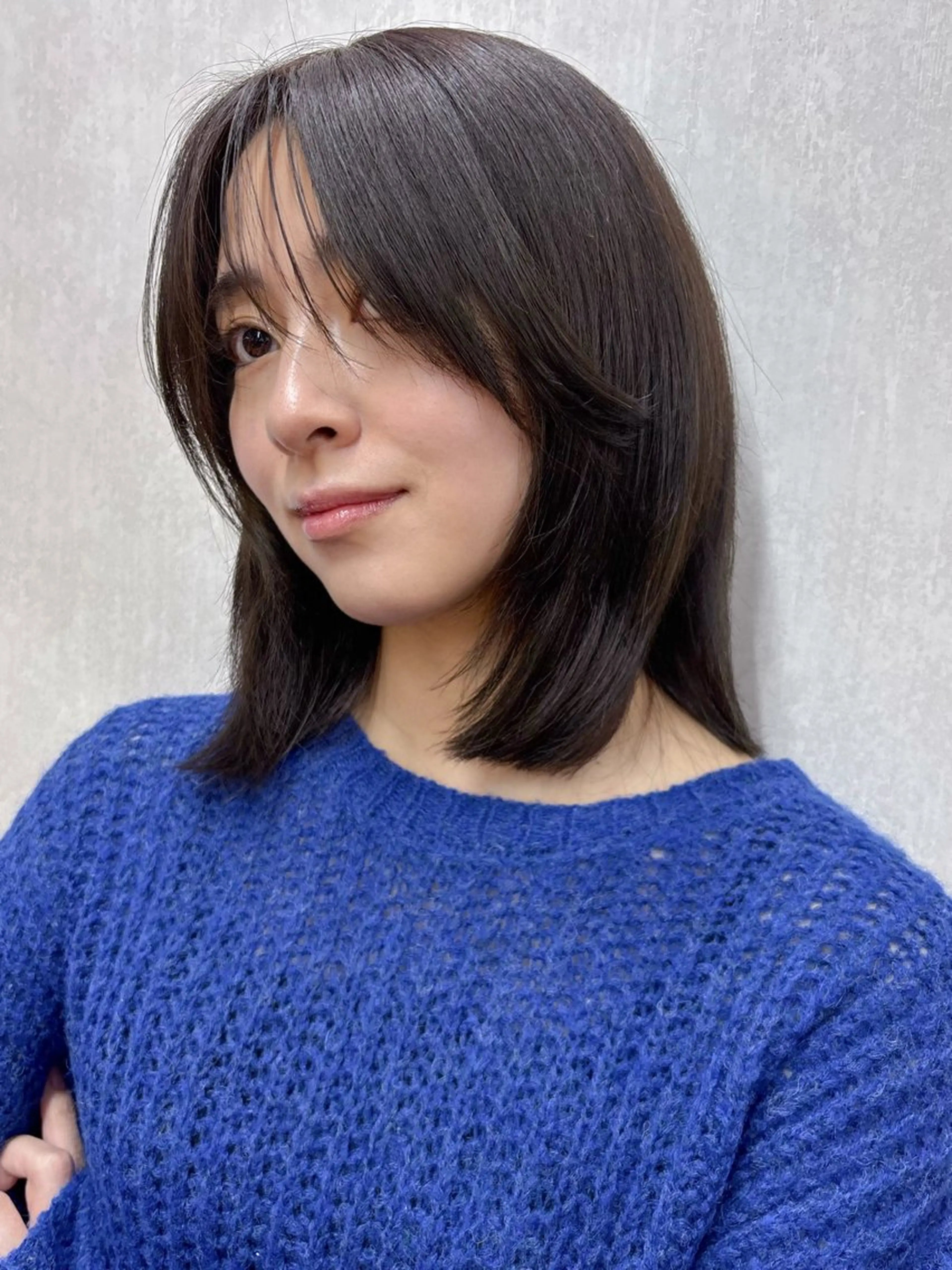 ミディアム ボブレイヤー ミディアムレイヤー ボブ 顔まわりレイヤー レイヤーカット ヘアカラー ボブ/ミディアム 親しみやすさ/さくらのヘアスタイル