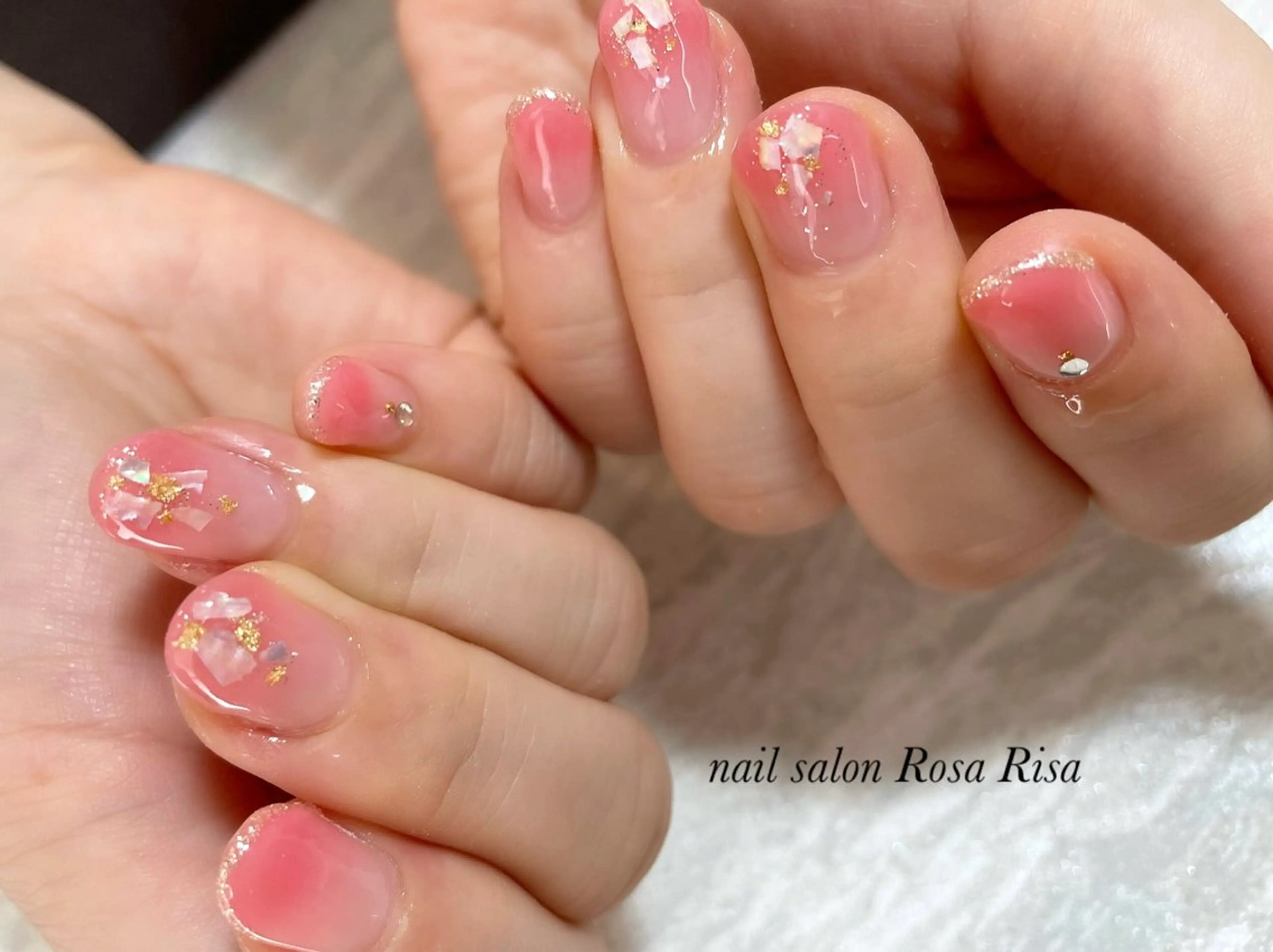 ネイル ネイルスタジオ シェイクユアハンズのネイルデザイン