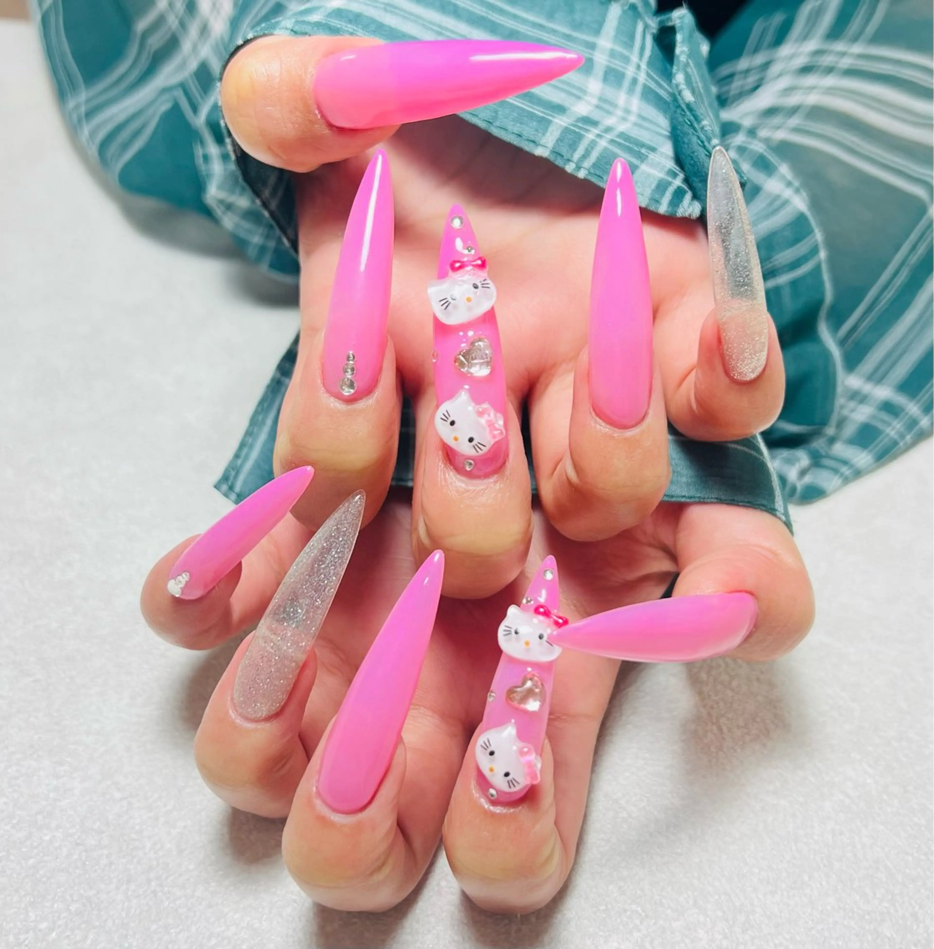 ネイル ネイリスト シンのネイルデザイン