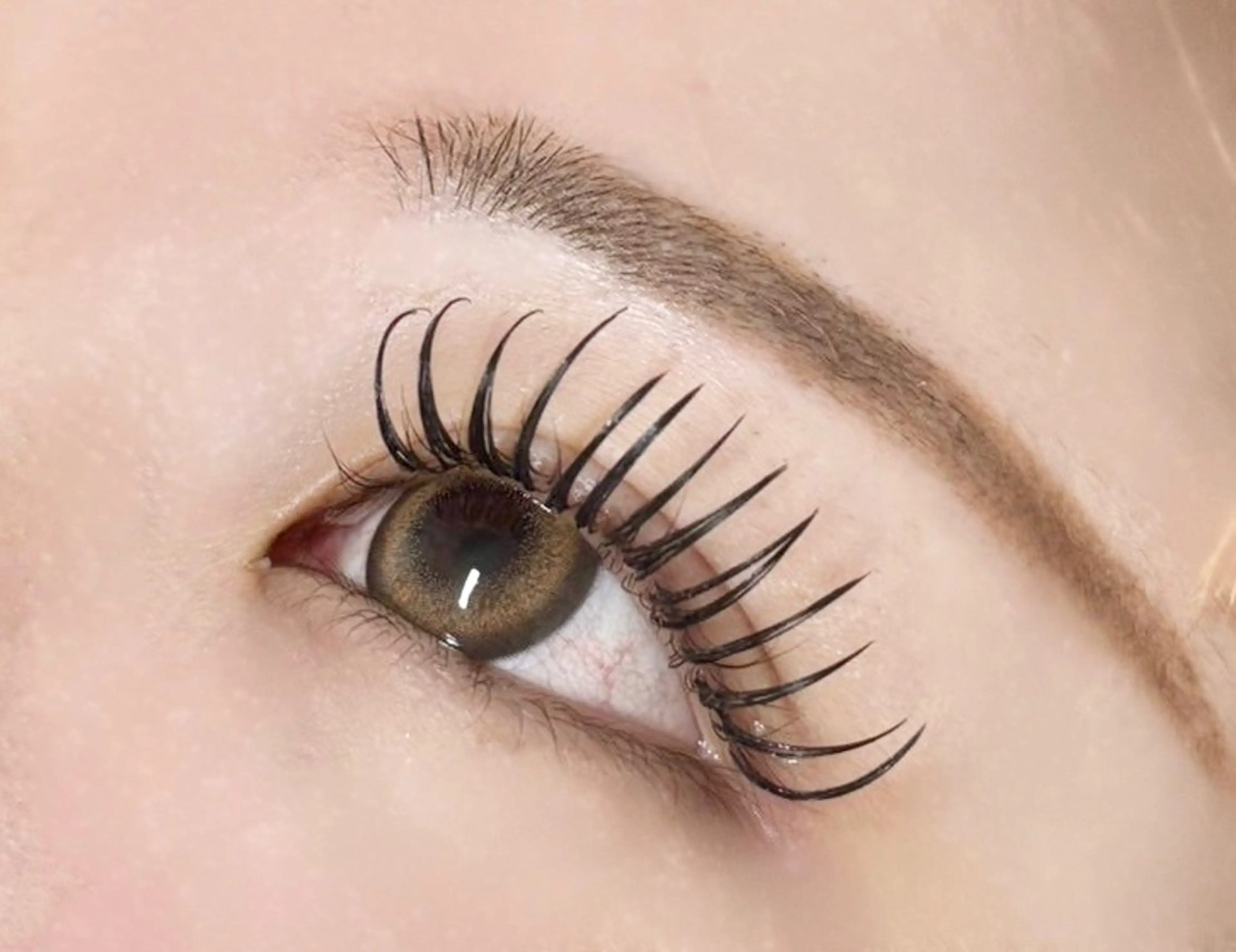 マツエク・マツパ バインドロック 束感まつ毛 Rumia Salonのエステ・リラクイメージ