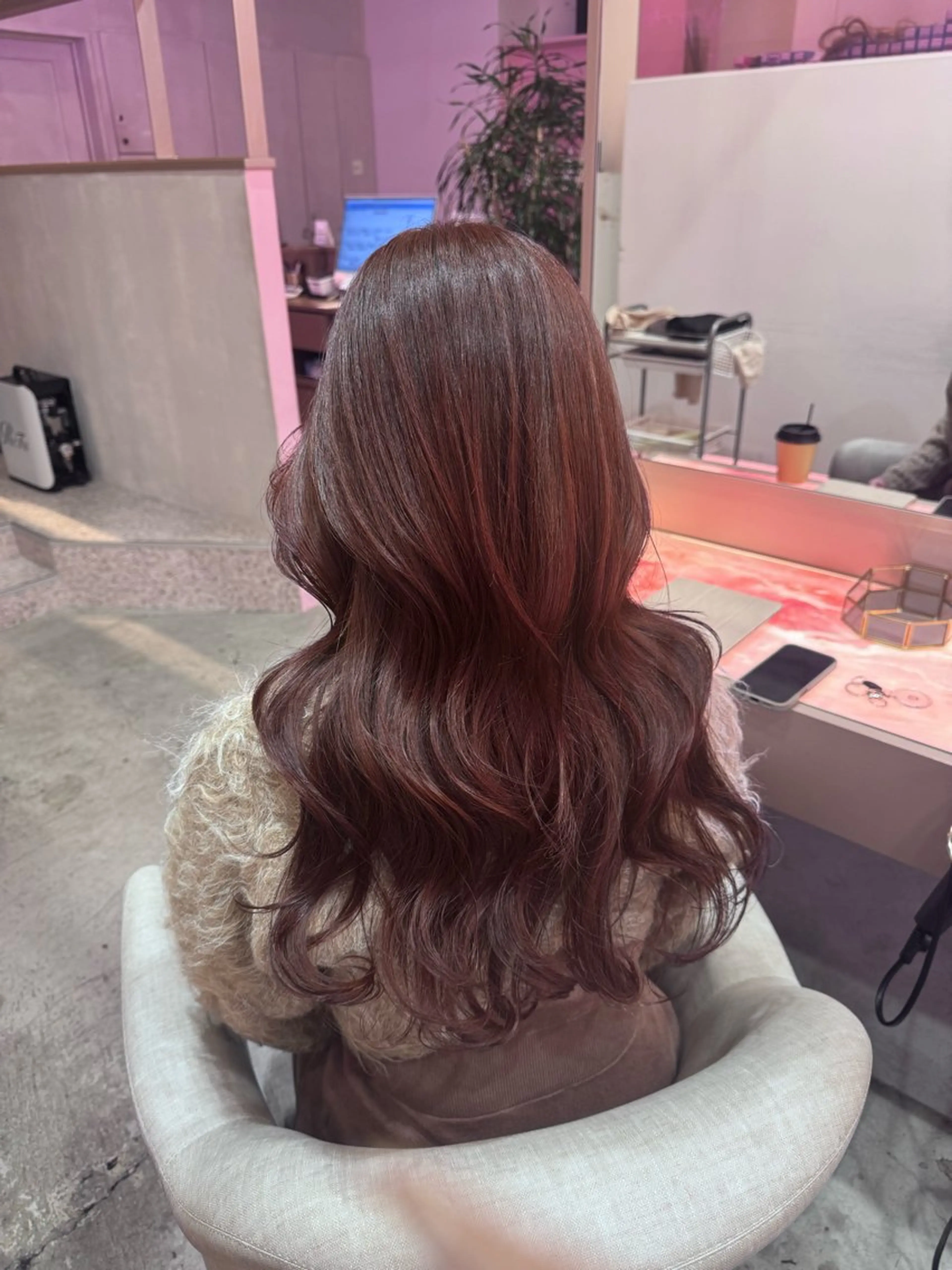 ロング カラー Wixy mimi所属・Miu 名古屋カット ミディアム/ピンク髪のヘアスタイル