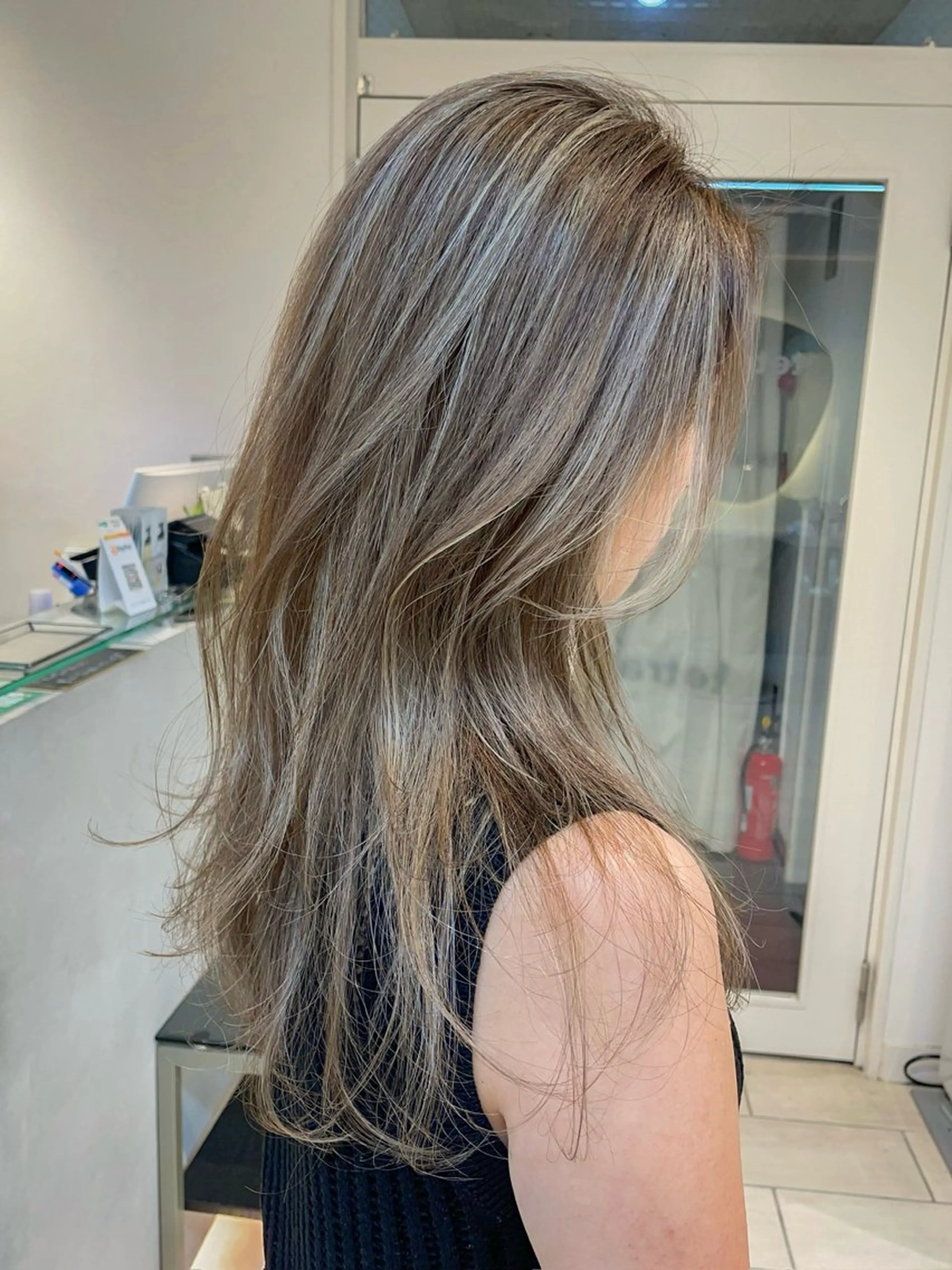 ロング カラー デザインカラー ハイライトカラー ハイライト ボブ ブリーチ/miinaのヘアスタイル