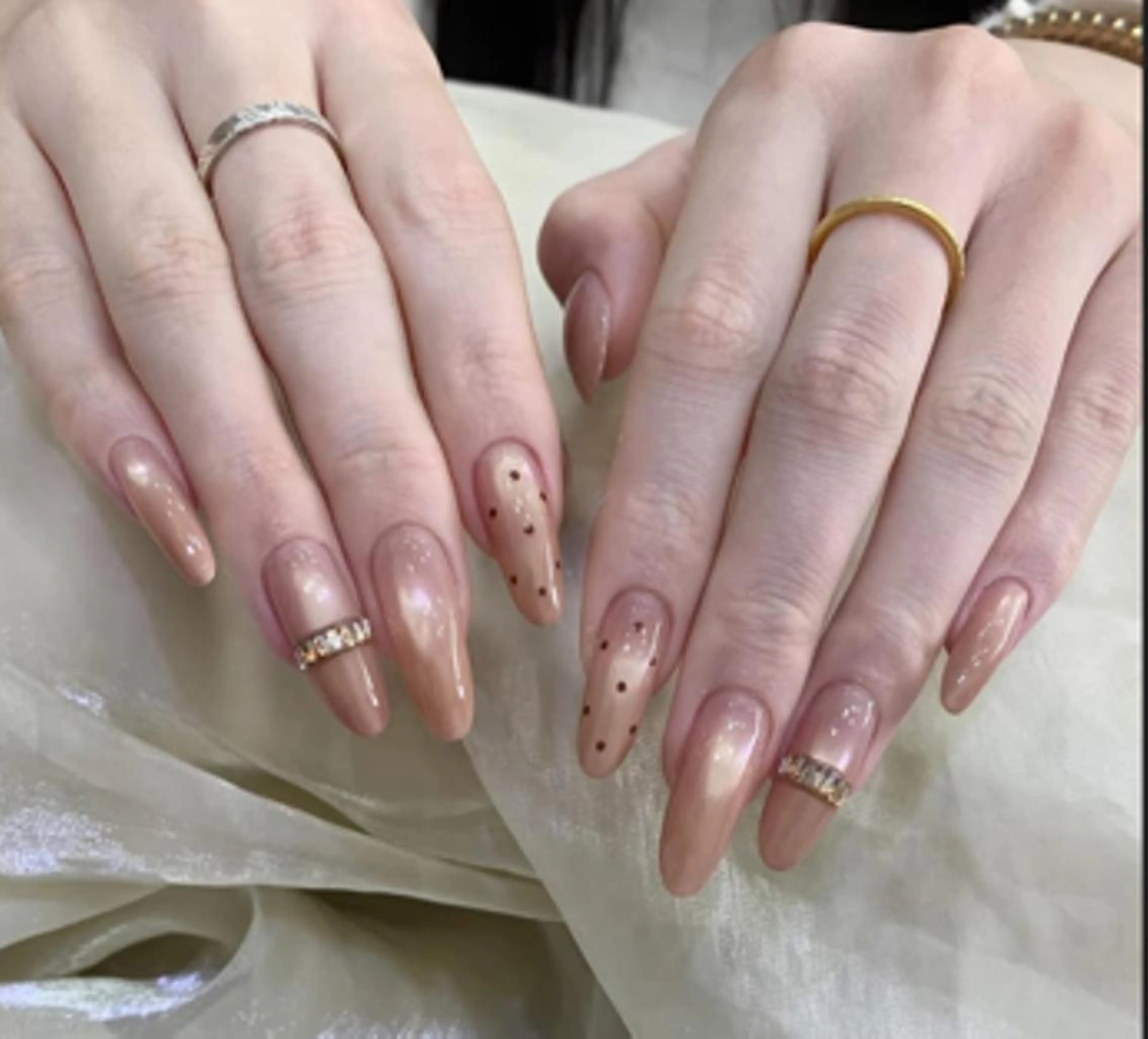 ネイル フラワーネイル 韓国ネイル ロングネイル ワンホンネイル ハンドネイル Haruki Nail Salonのネイルデザイン