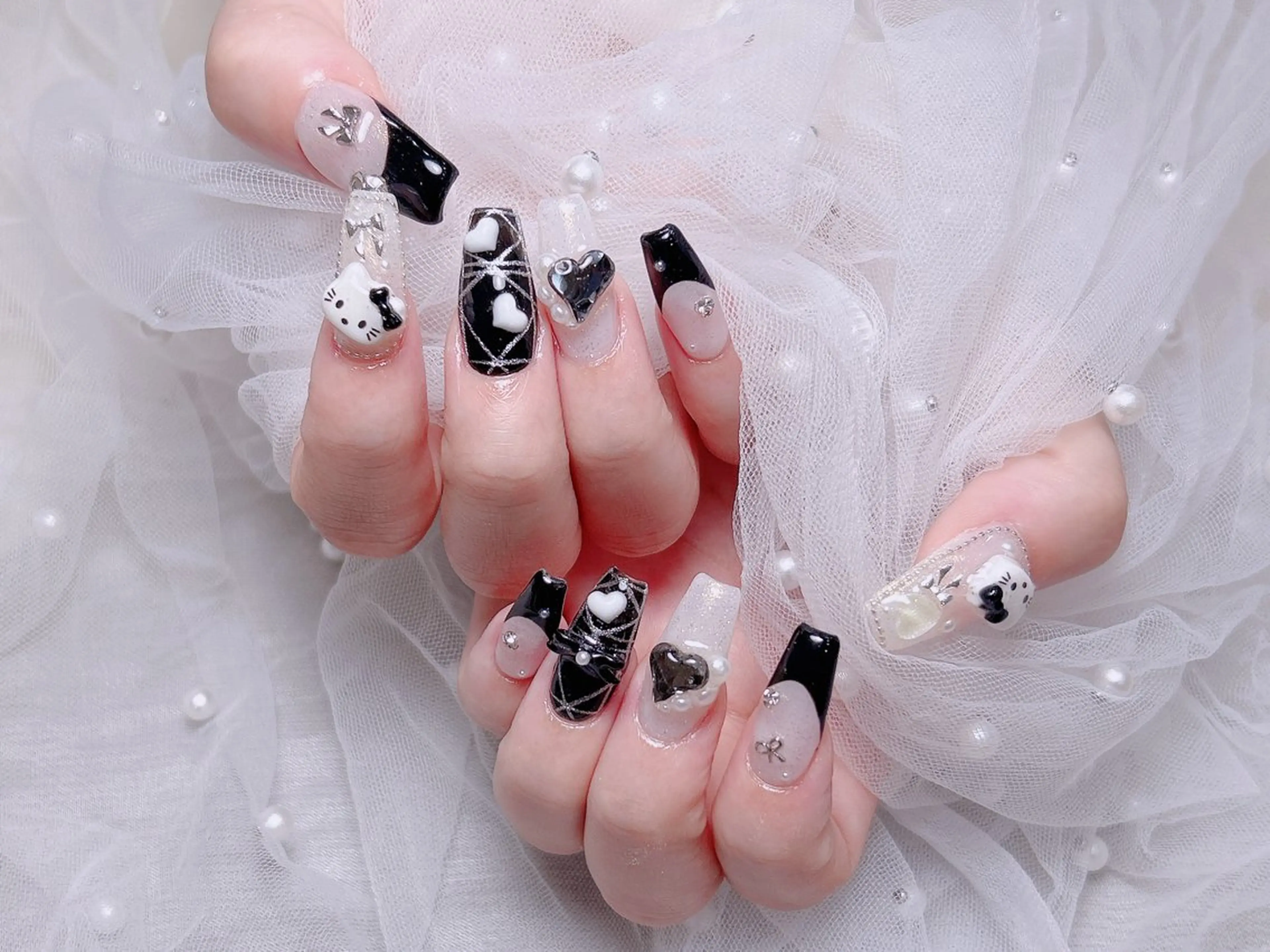 ネイル 長さ出し フレンチネイル ジェルネイル ガラスフレンチ 韓国ネイル HD Studioのネイルデザイン