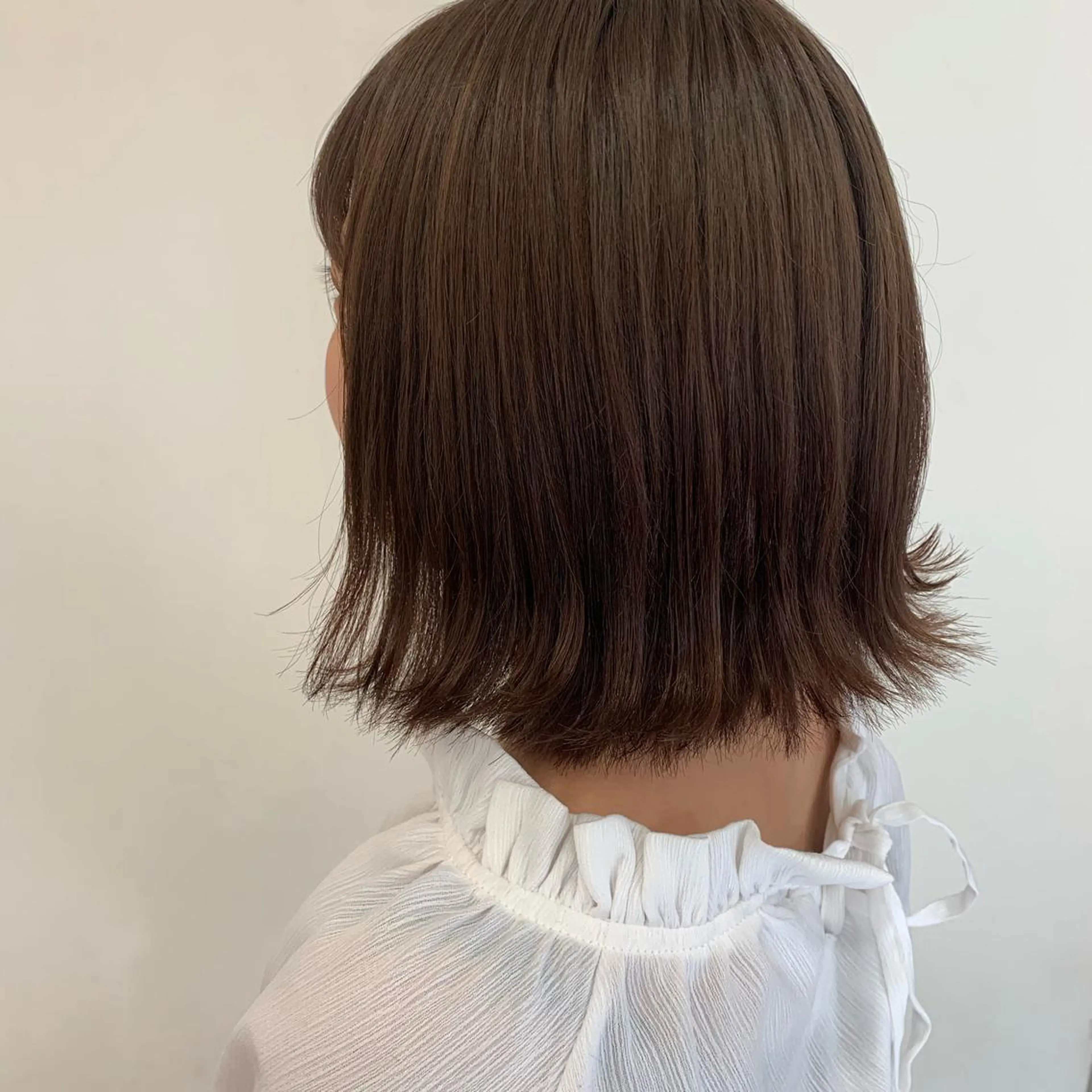 ミディアム カラー 切りっぱなしボブ ボブ 馴染ませNo.1🧃 エクステ・アレンジのヘアスタイル