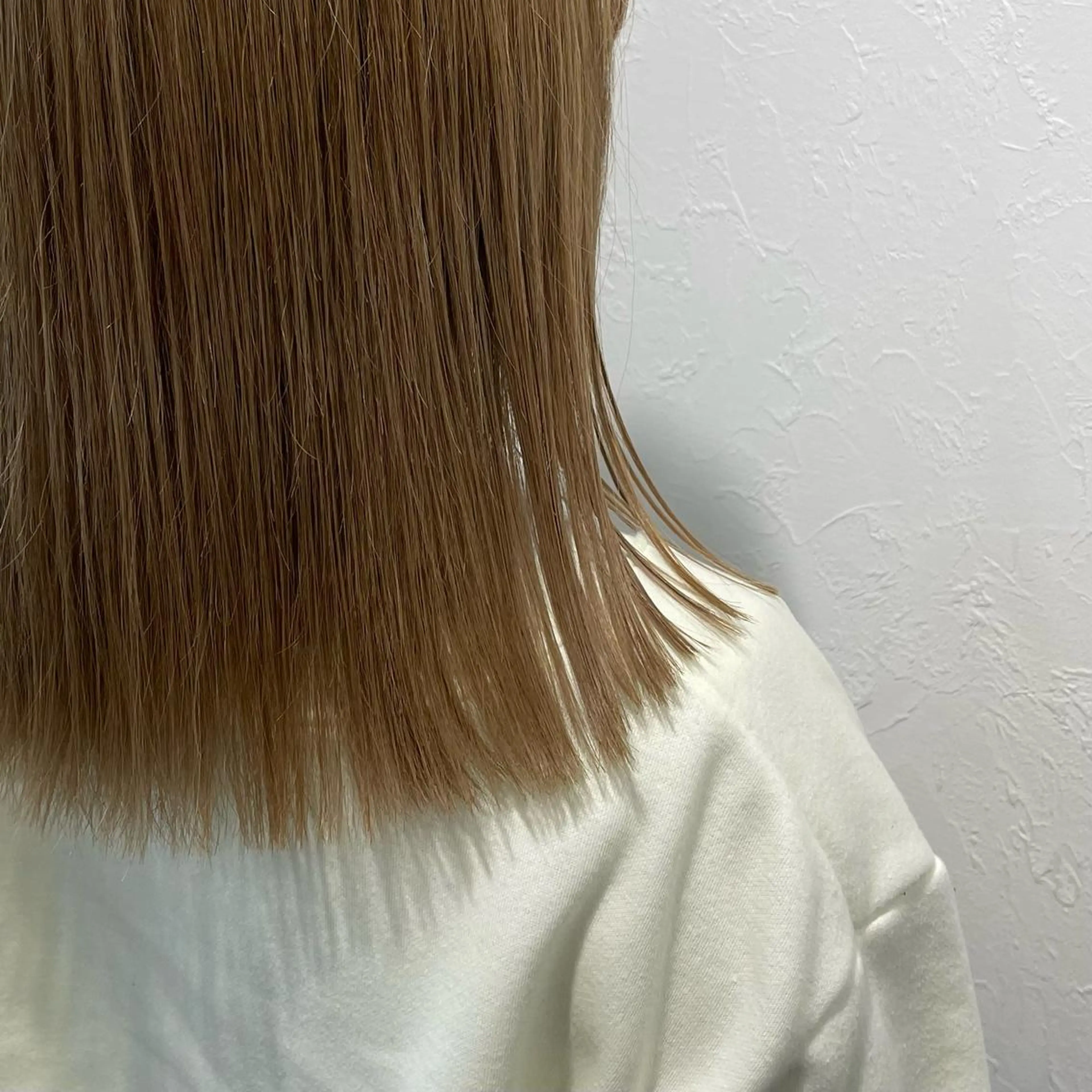 セミロング カラー shiho .のヘアスタイル