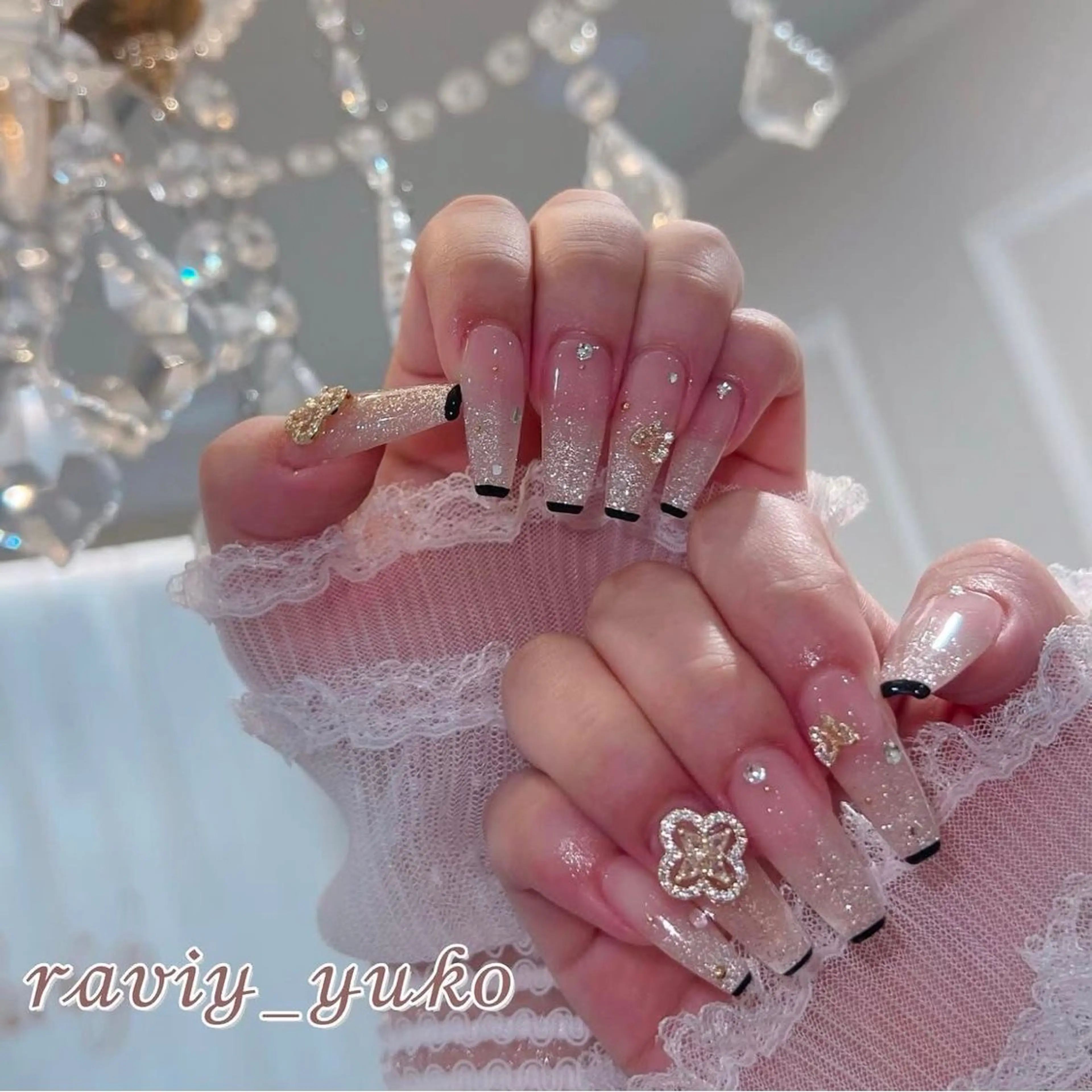 ネイル グラデーション ラメ(グリッター) マグネットネイル ミラーネイル ニュアンスネイル Lumi de nailsのネイルデザイン