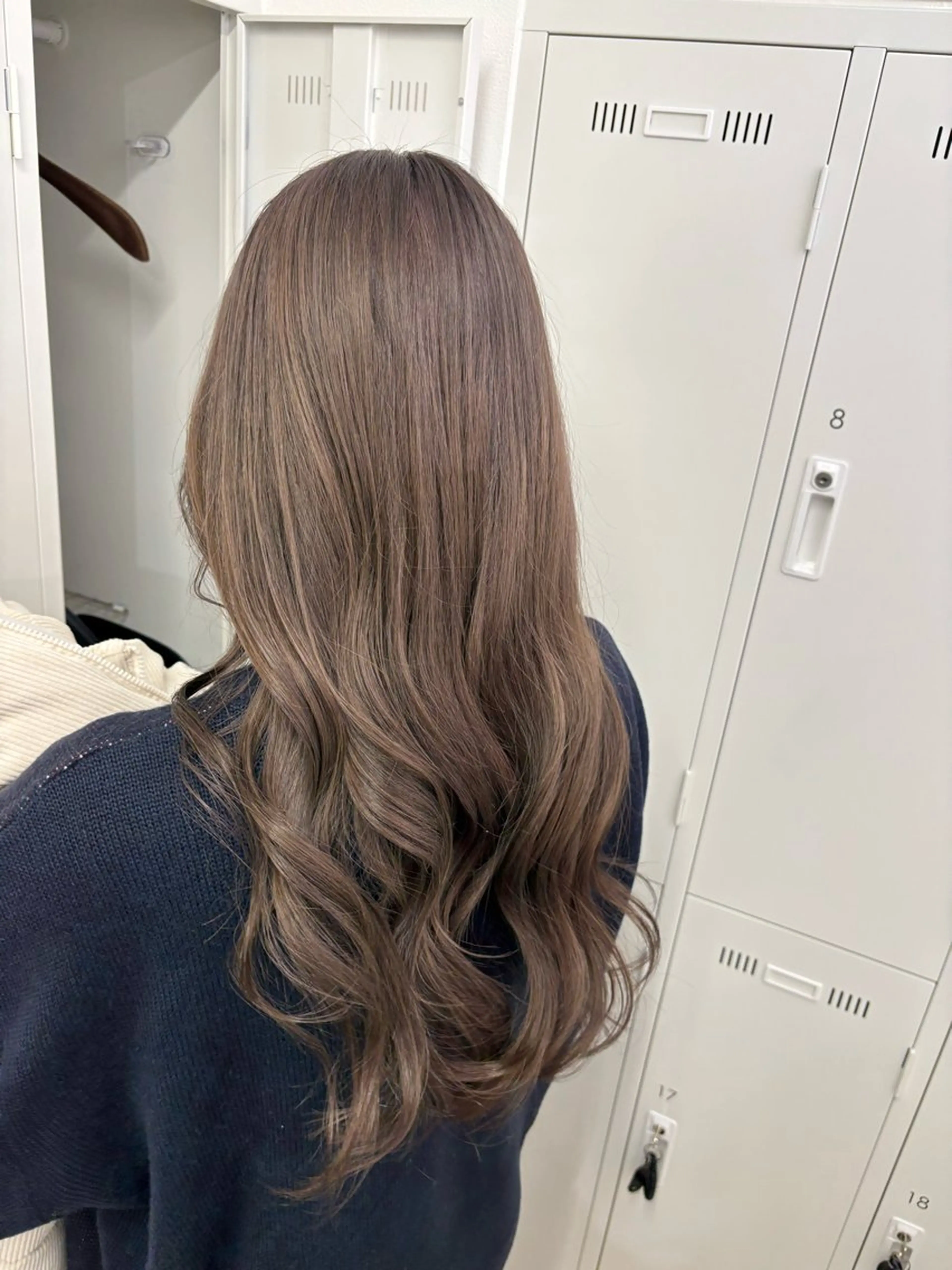 ロング カラー 透明感カラー グレージュ カット ヘアカラー トリートメント 長妻莉央/縮毛矯正 髪質改善カラーのヘアスタイル