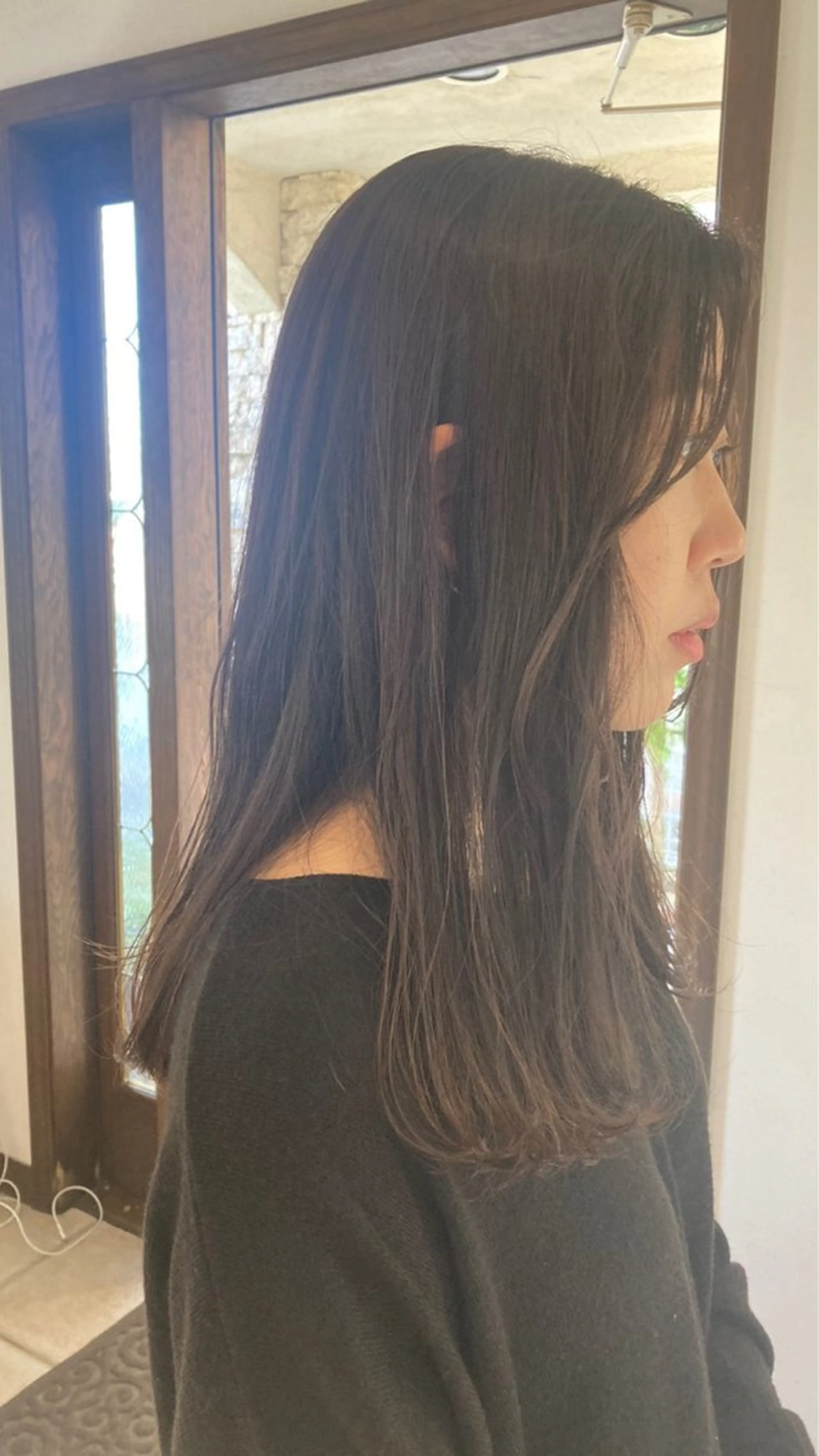 セミロング カット ヘアカラー 金子 歩実のヘアスタイル