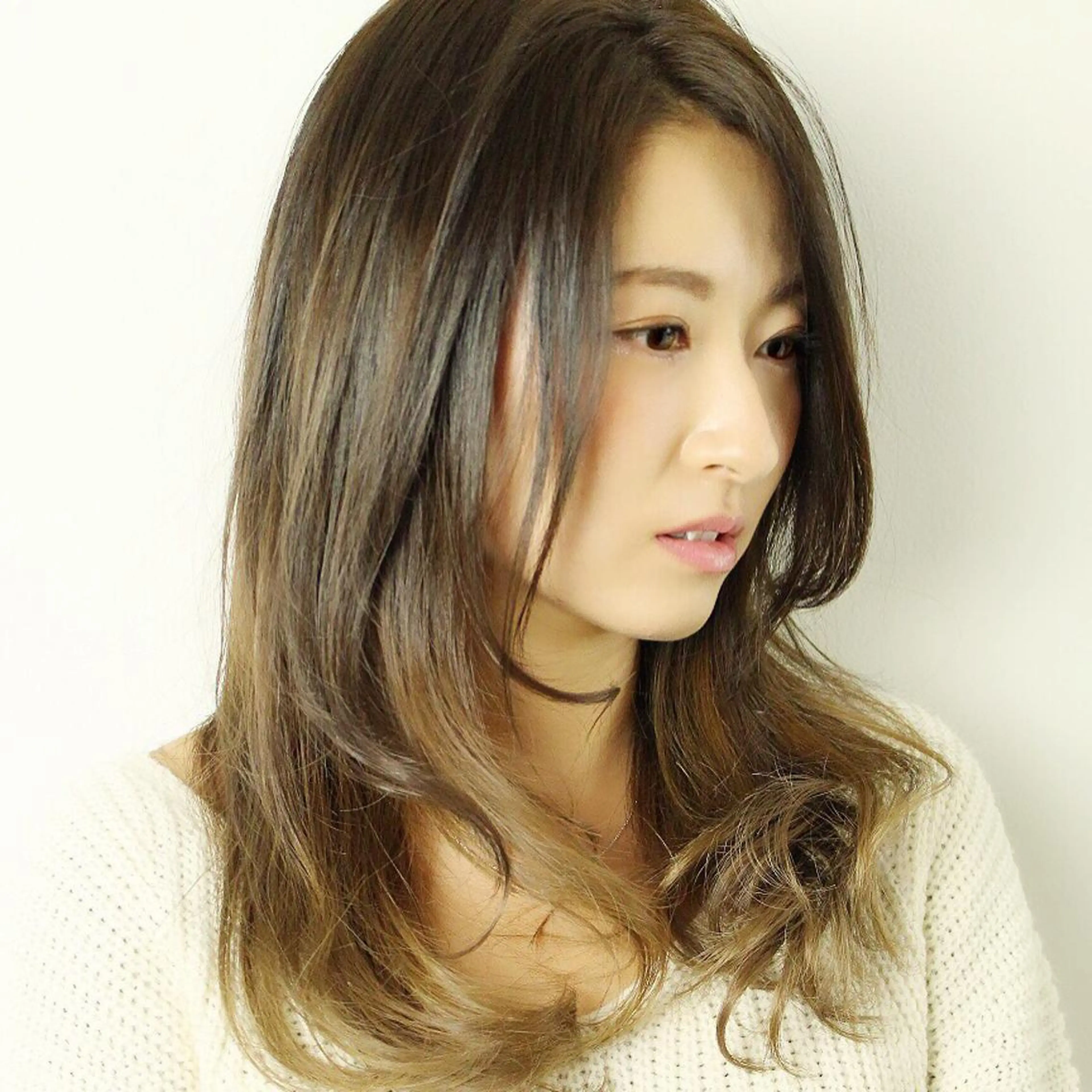 セミロング ロング カラー パーマ グラデーションカラー ハイトーン/ブリーチ 山崎　悠次のヘアスタイル