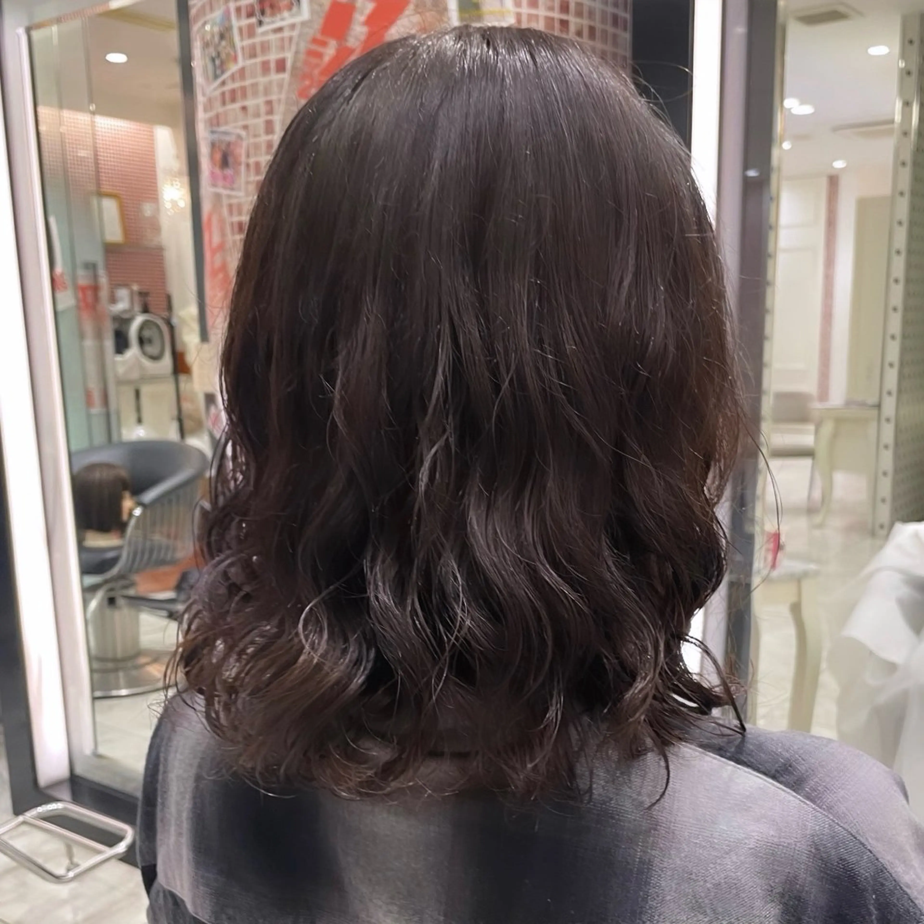 ミディアム パーマ ミディアムパーマ ボブ デジタルパーマ ニュアンスパーマ カット パーマ ボブパーマ 🌷ヨシカワハナコのヘアスタイル