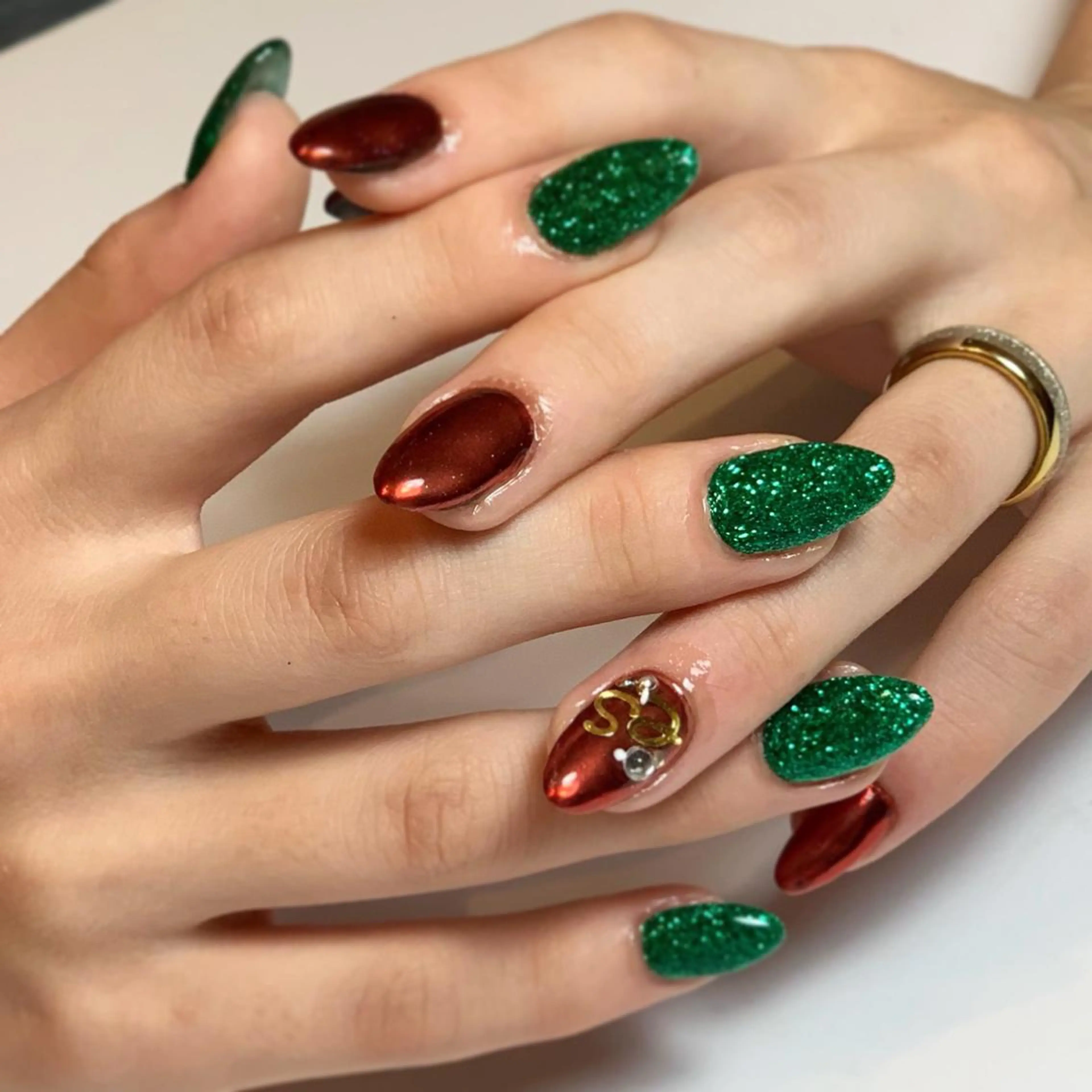 ネイル S. JEWELのネイルデザイン