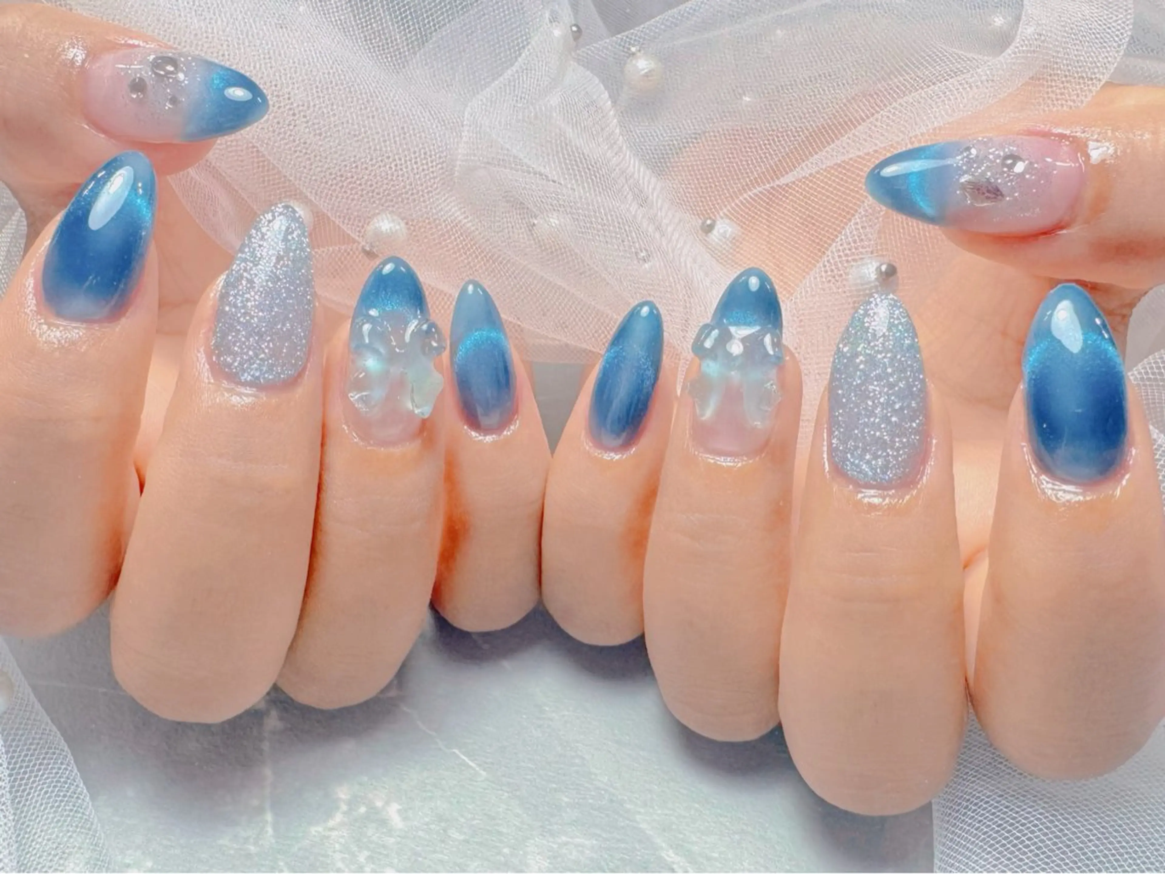 ネイル ハンドネイル マジック ミラーのネイルデザイン