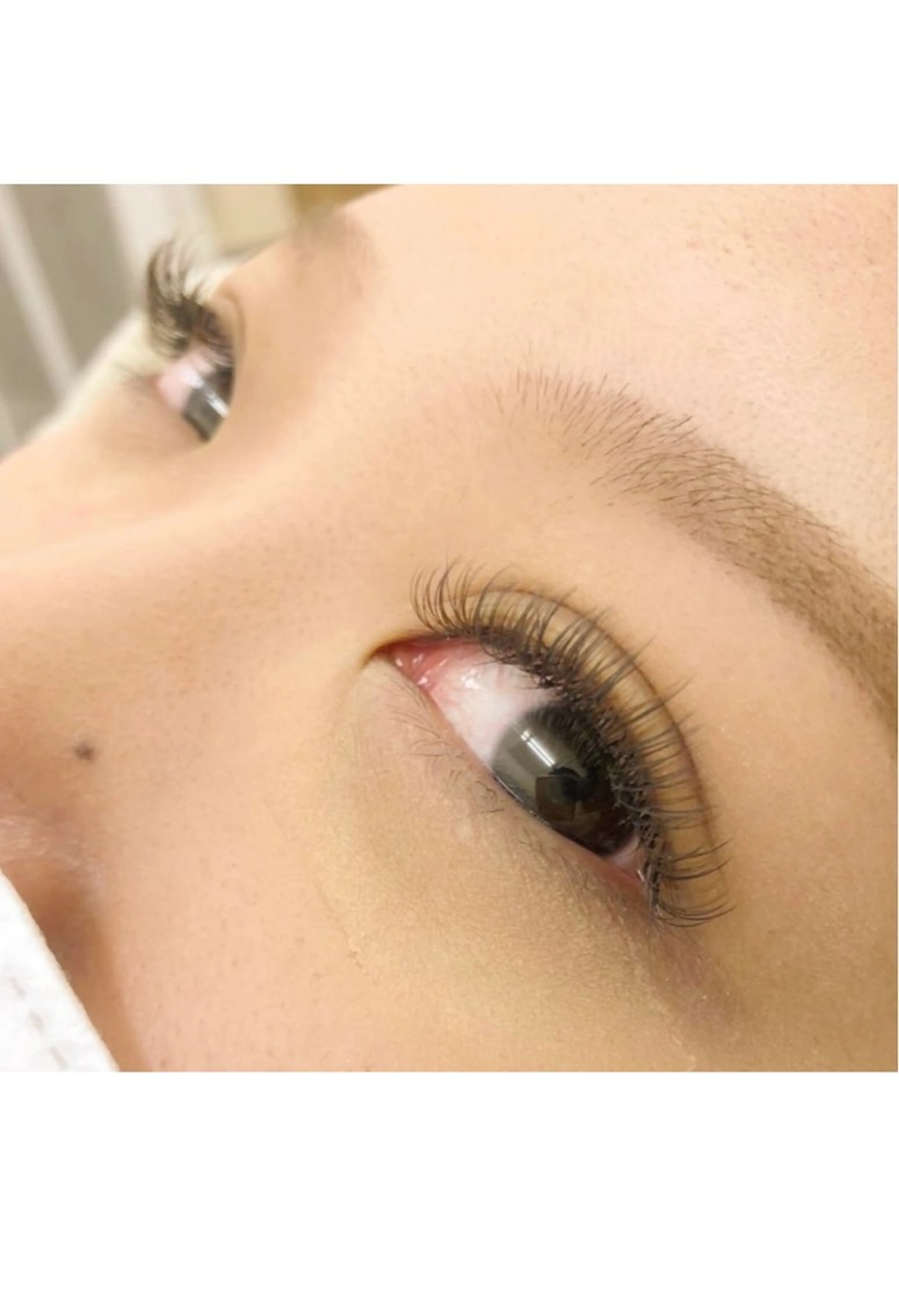 マツエク・マツパ バインドロック カラーマツエク DELICAT RINAのマツエク・マツパデザイン