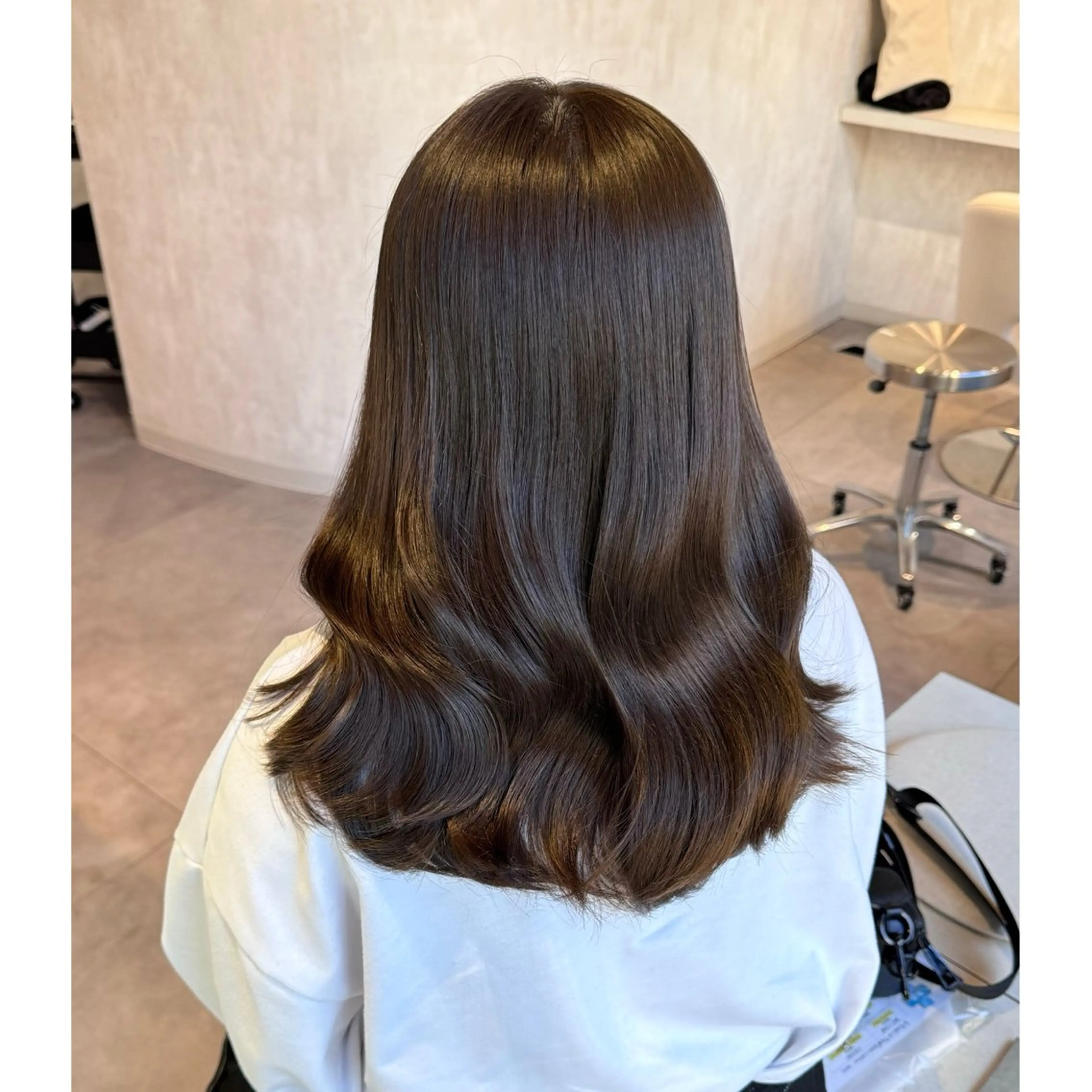 セミロング カラー ブリーチ ヘアカラー miyu /トレンド カラー×艶髪のヘアスタイル