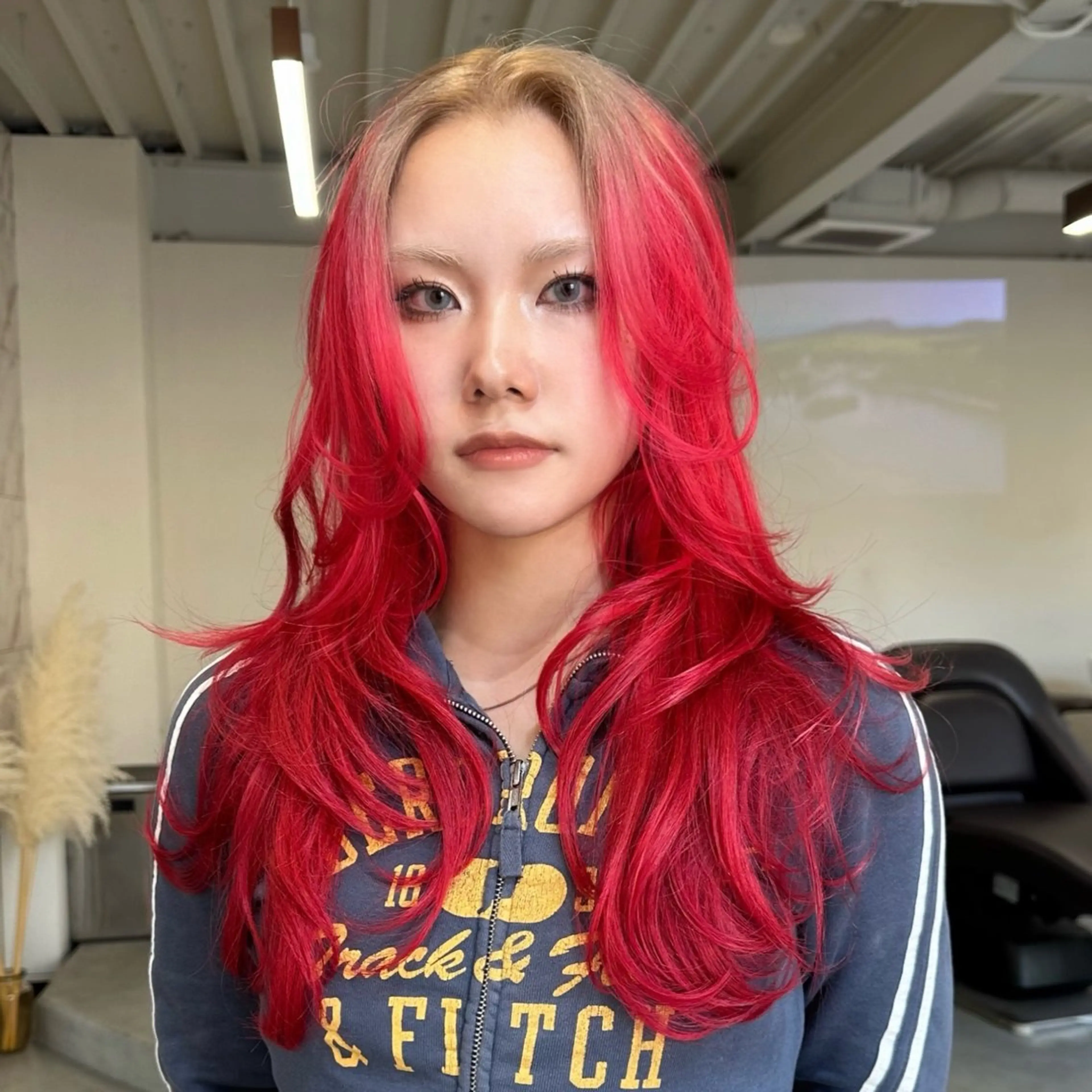 ロング カラー ハイトーン×似合わせ 🌱中川慎之介のヘアスタイル