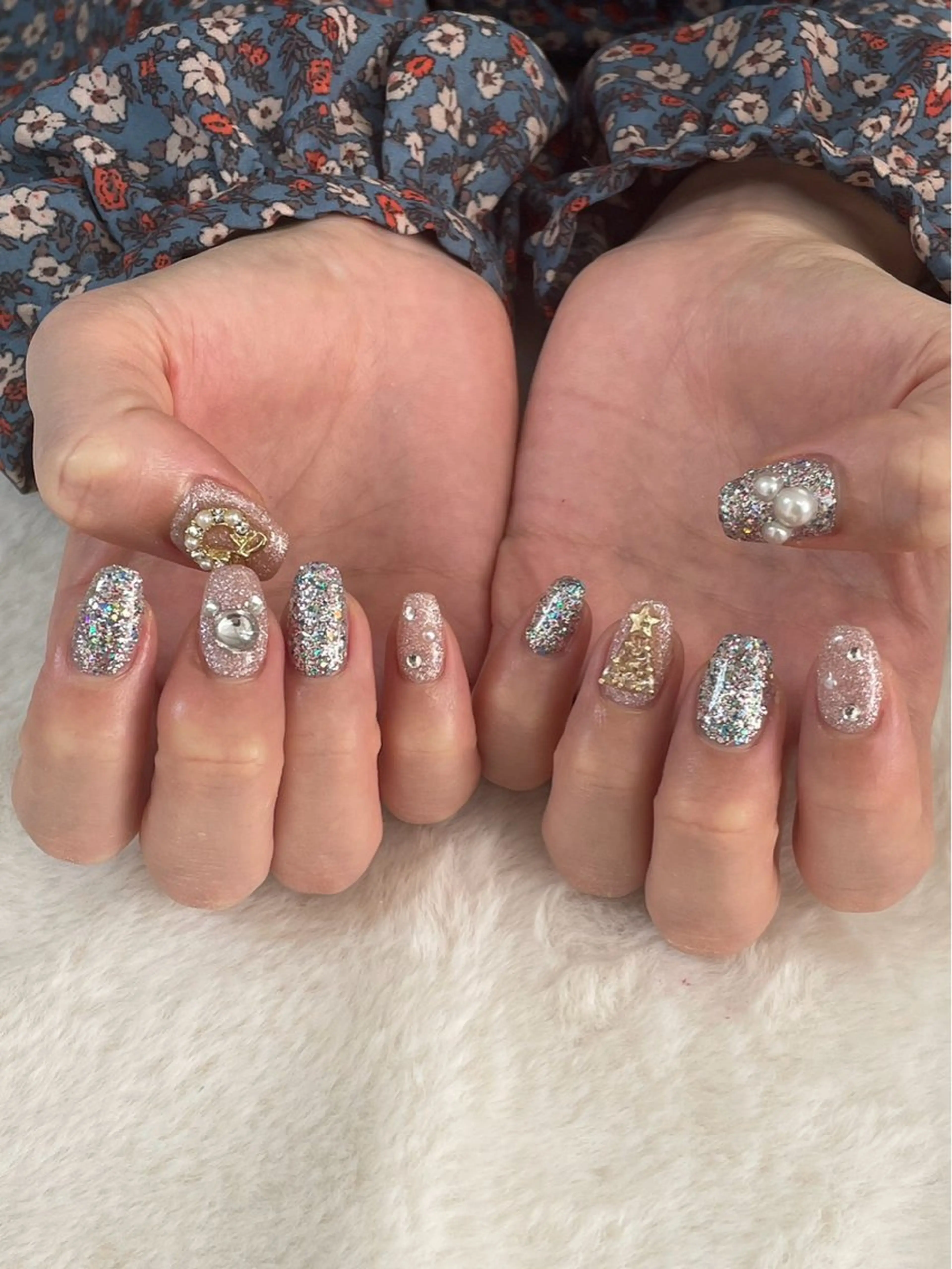 ネイル キラキラネイル ラメ(グリッター) ワンホンネイル ハンドネイル ハンドケア 心斎橋Salon Epokkuのネイルデザイン