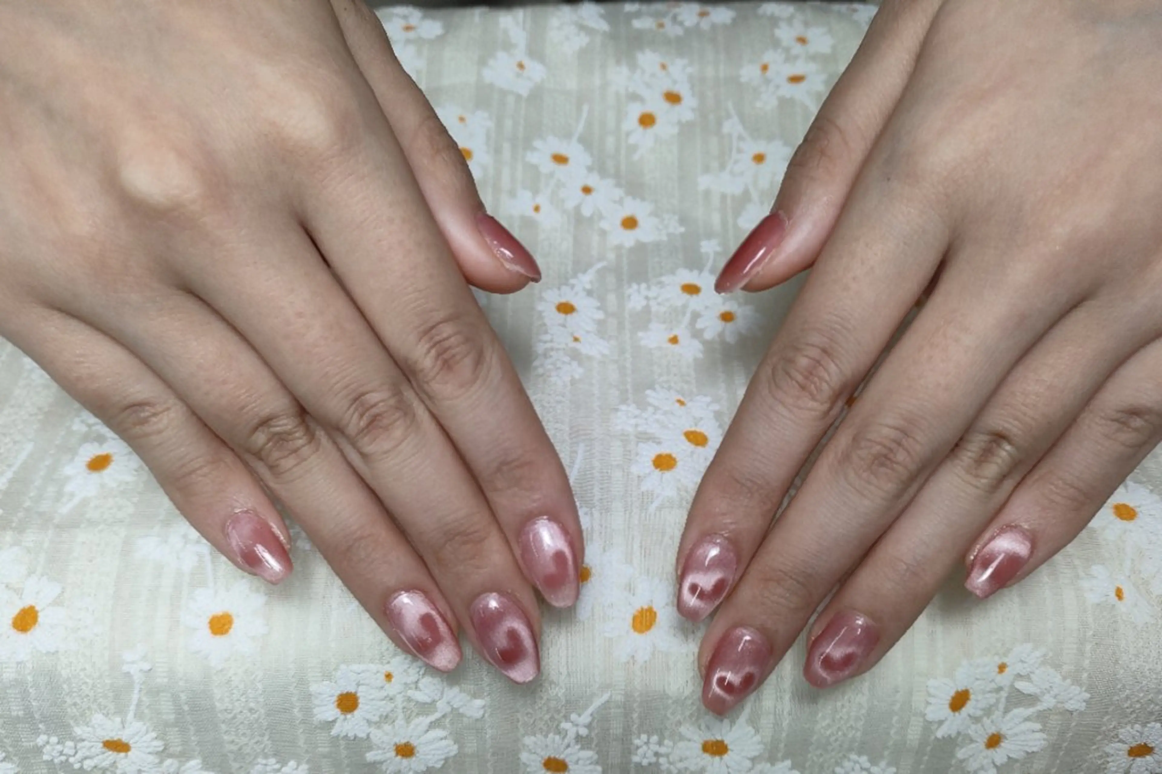 ネイル ハート マグネットネイル ヨ ルのネイルデザイン