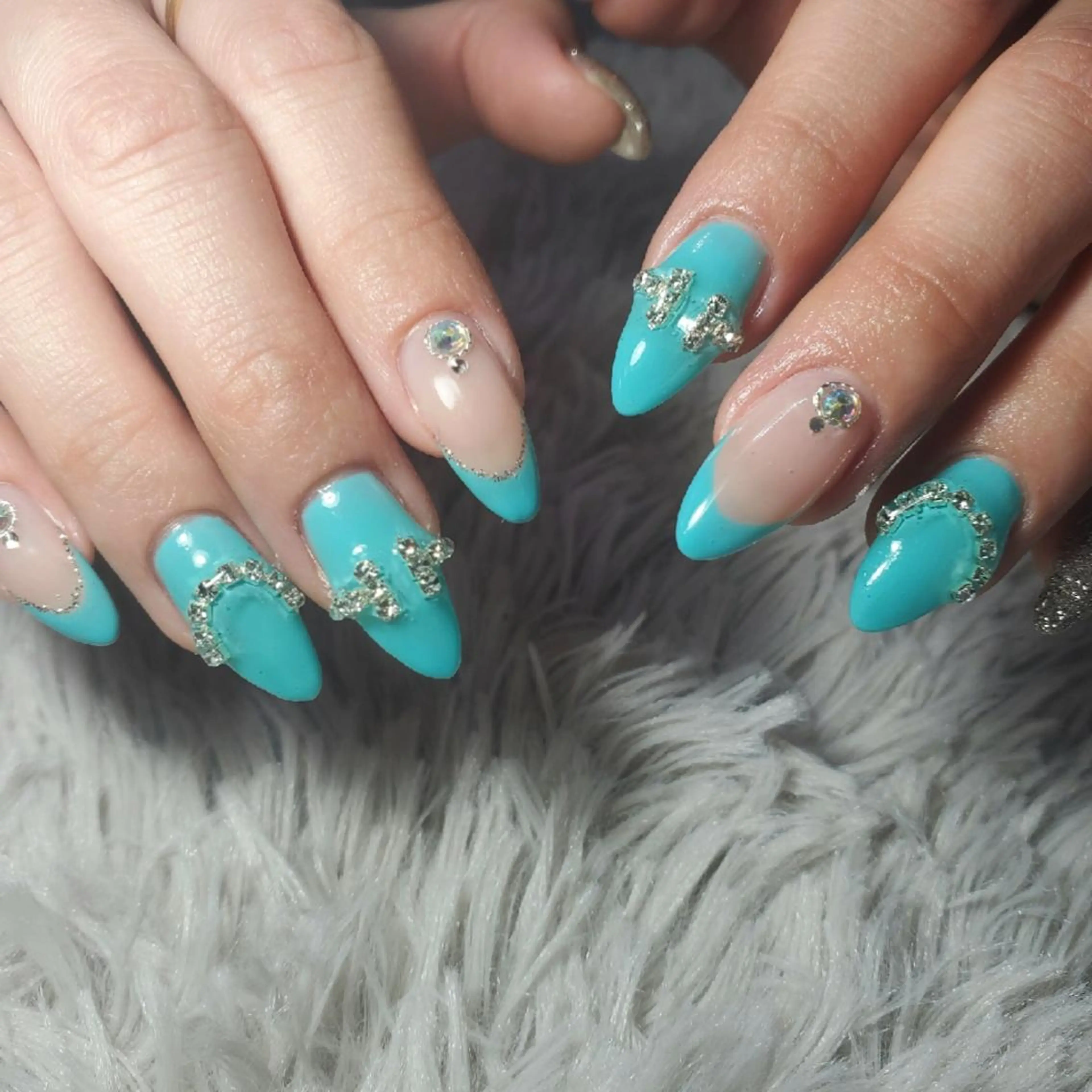 ネイル ハンドネイル nailroom‪ sb‪‪𓈒𓂂𓏸のネイルデザイン