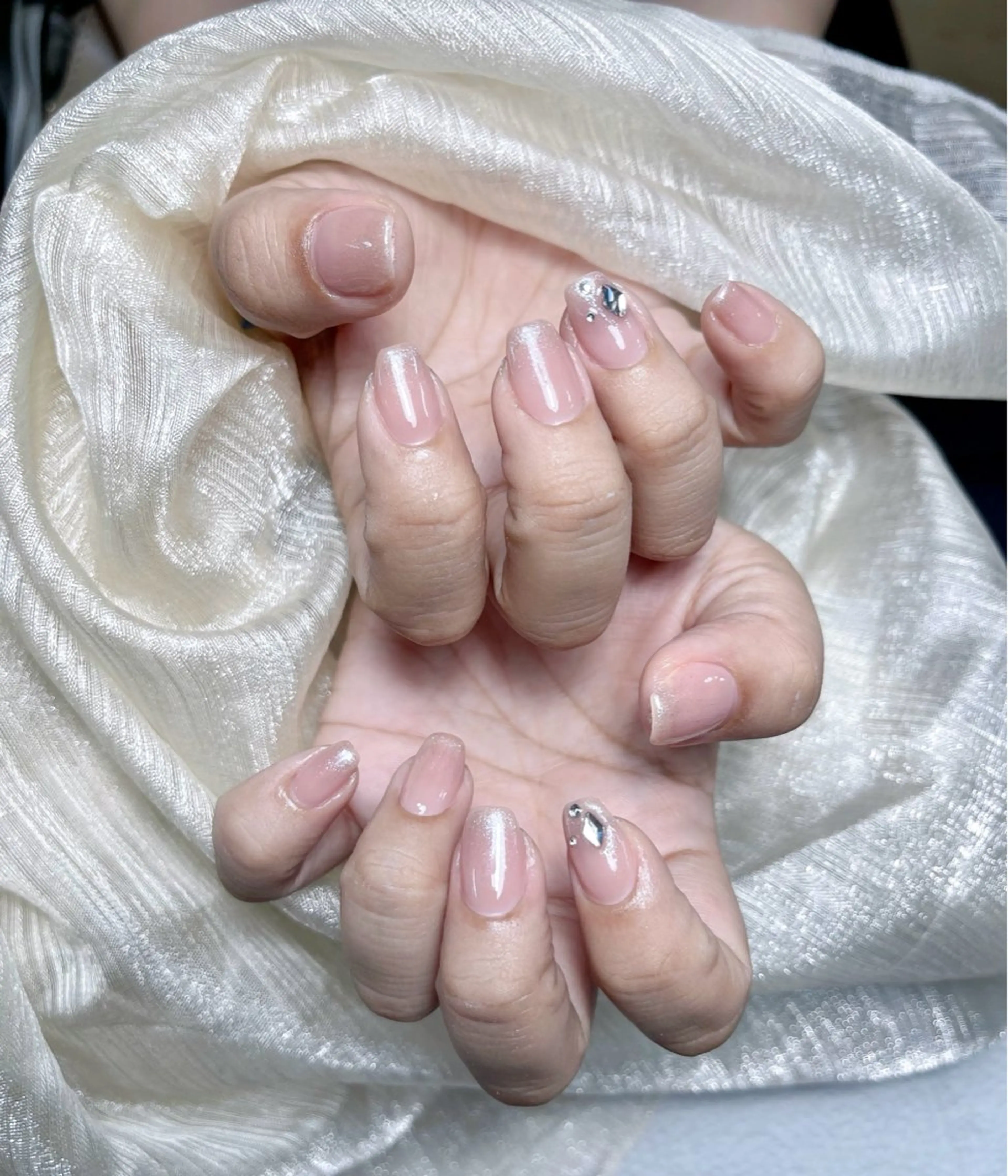 ネイル ラメ(グリッター) ラメグラデーション ハンドネイル ハンドケア 💕Dreamy KIYO💕のネイルデザイン