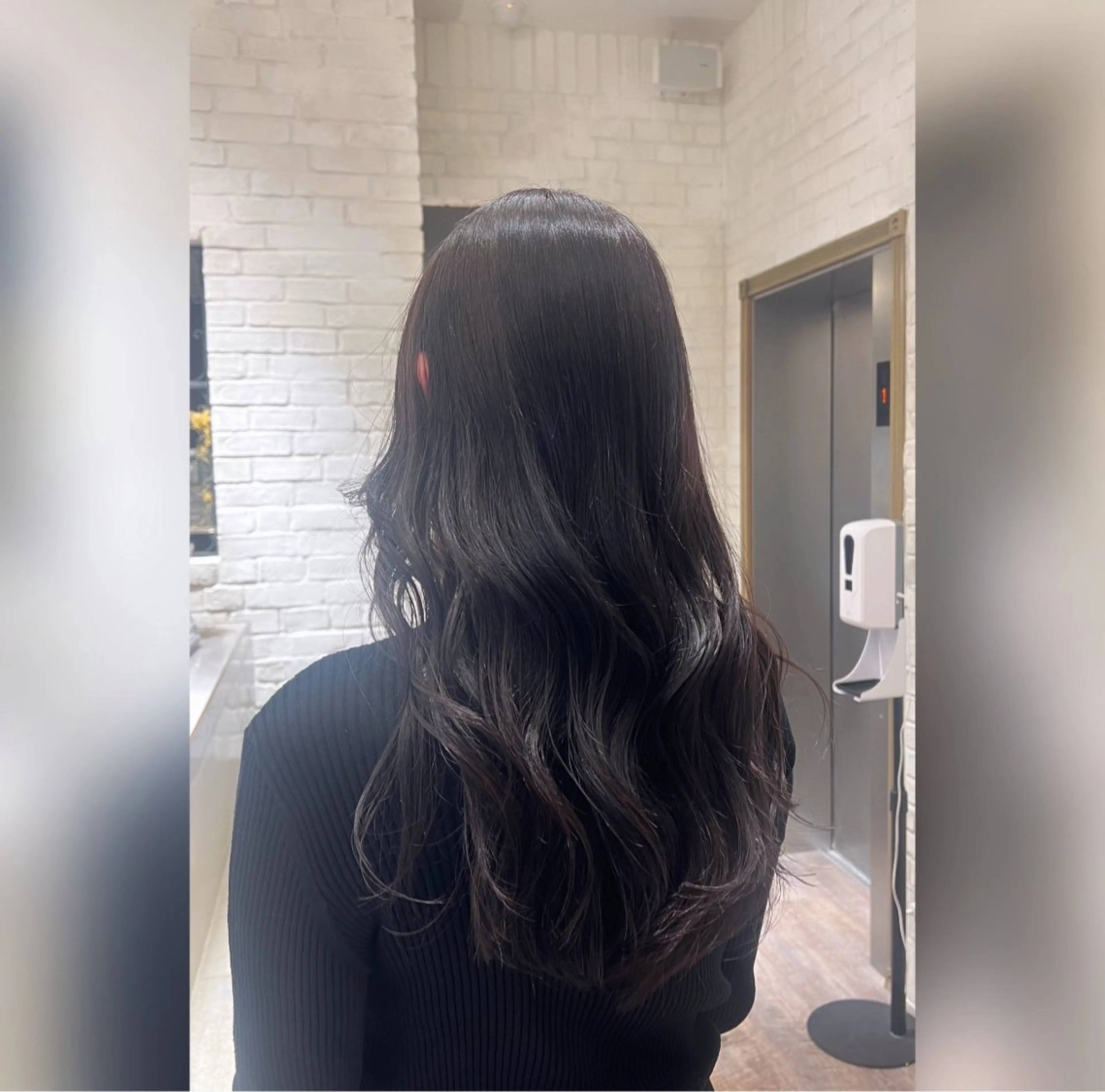 ロング カラー 高橋 奏のヘアスタイル