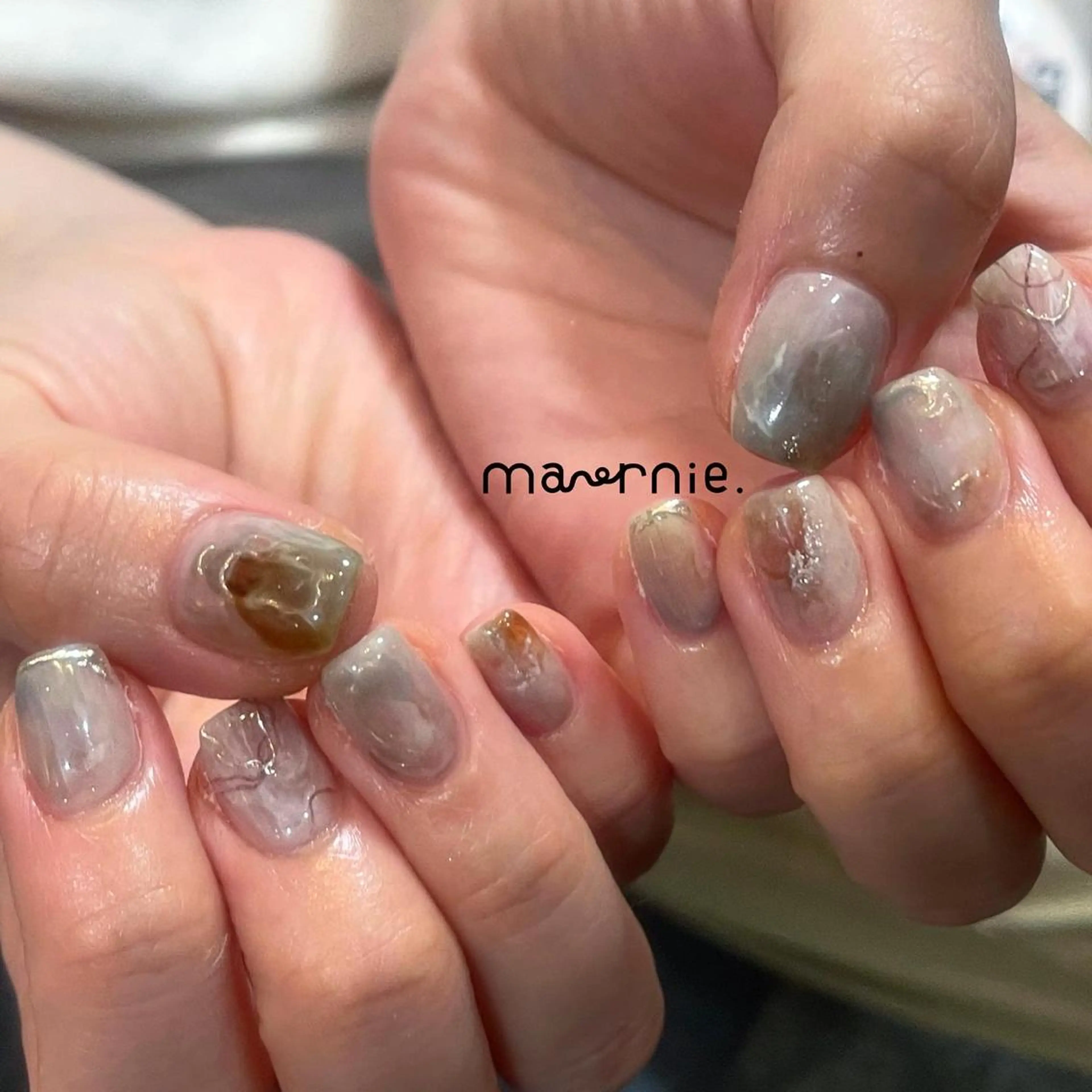 ネイル 持ち込み ニュアンスネイル フットネイル ハンドケア nail room marnie.のネイルデザイン