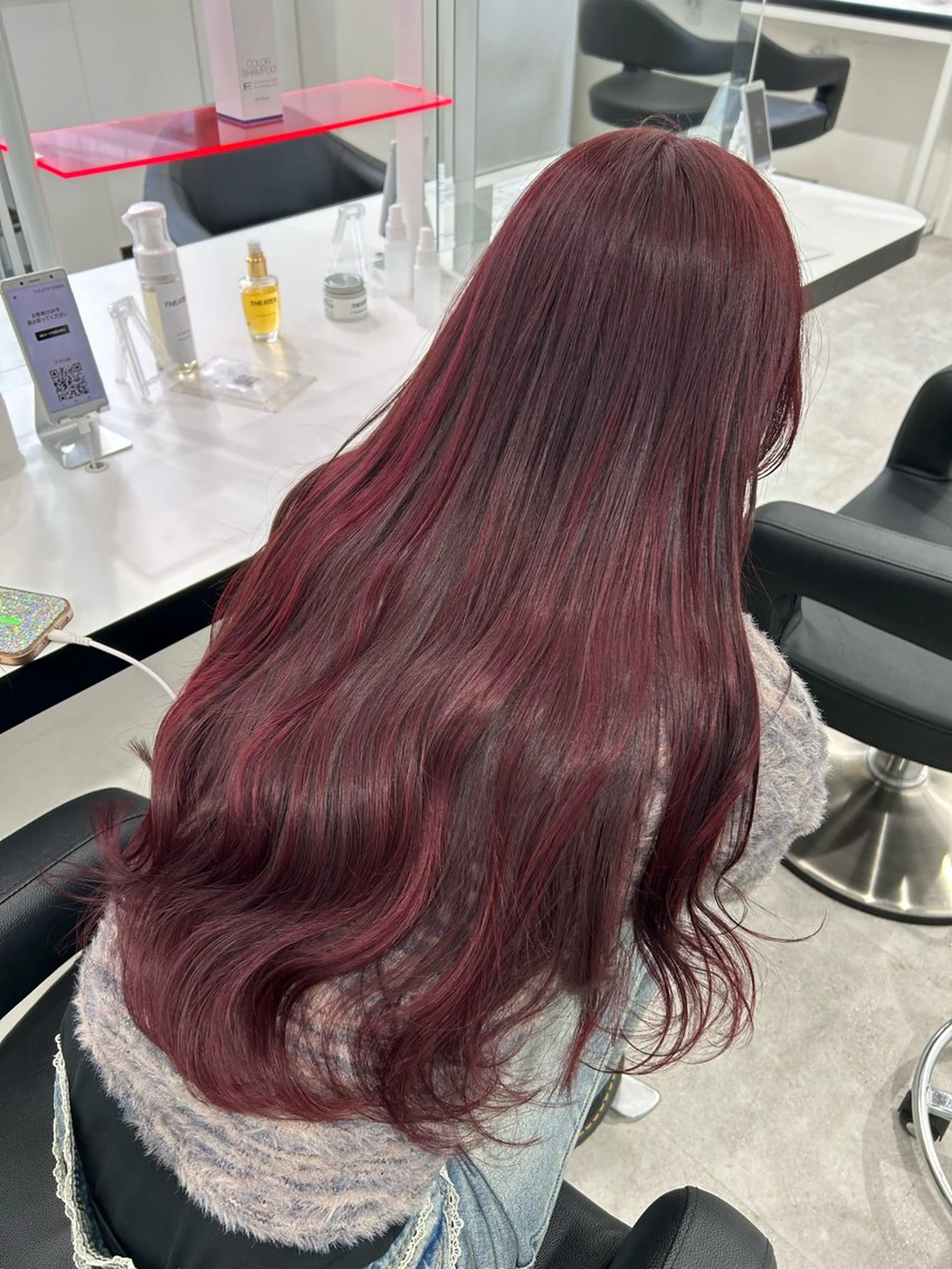 ロング カラー 履歴修正屋さん／ ブロンド／ホワイトのヘアスタイル