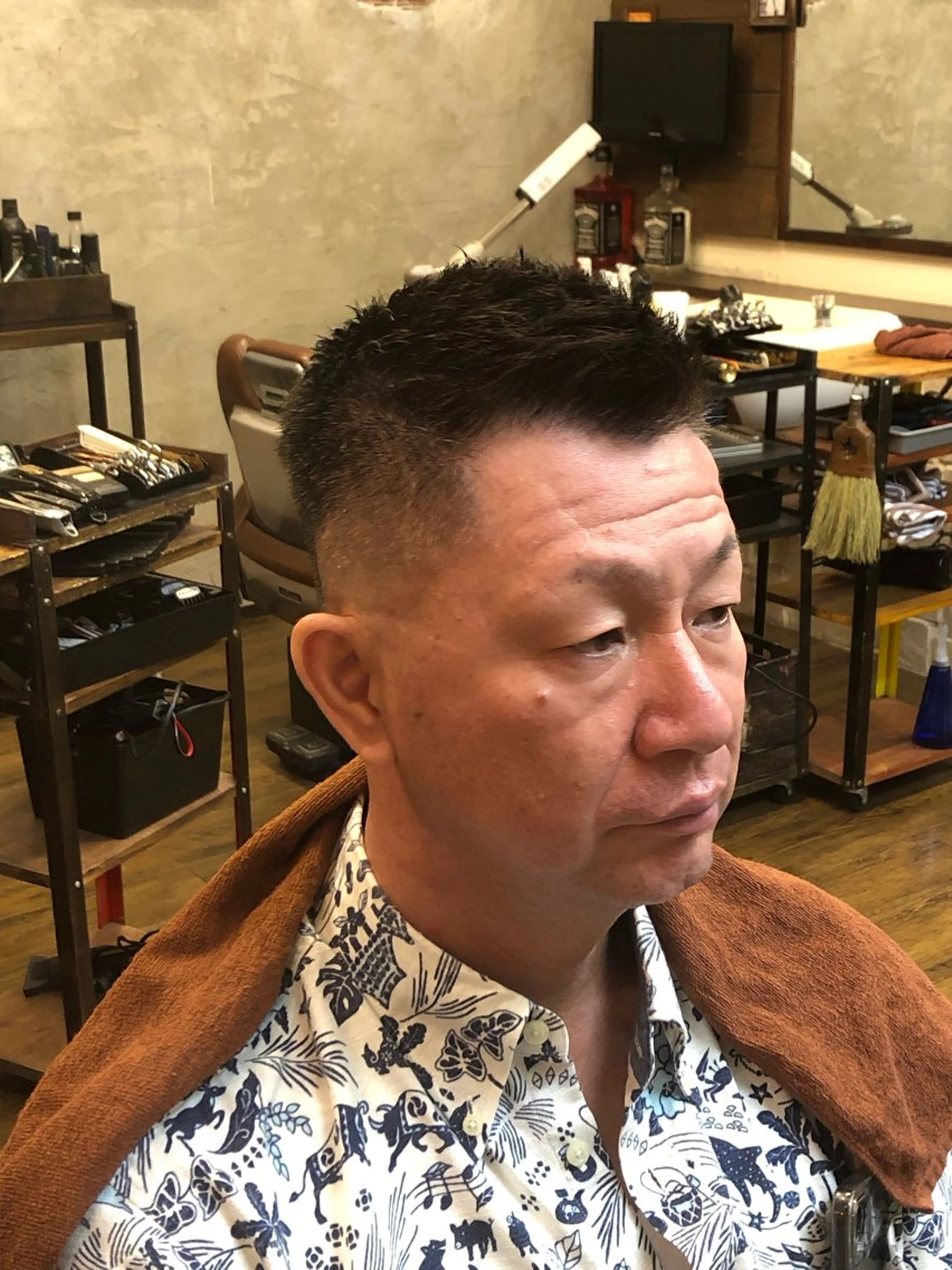 ショート メンズ フェードカット モヒカン スキンフェード ソフトモヒカン ナイルプラス ヨウのヘアスタイル