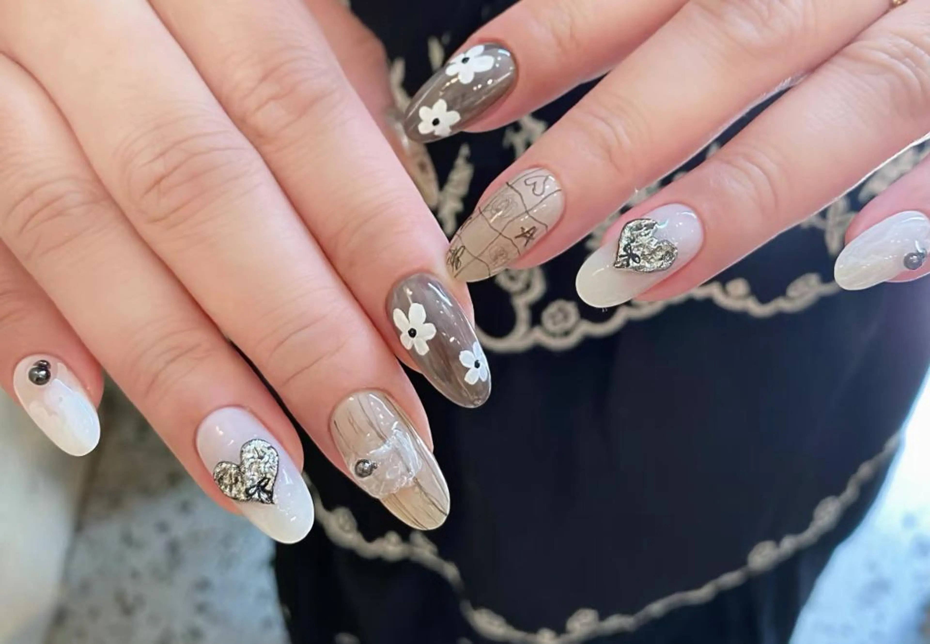 ネイル ハンドネイル 🎀 UU_nailのネイルデザイン