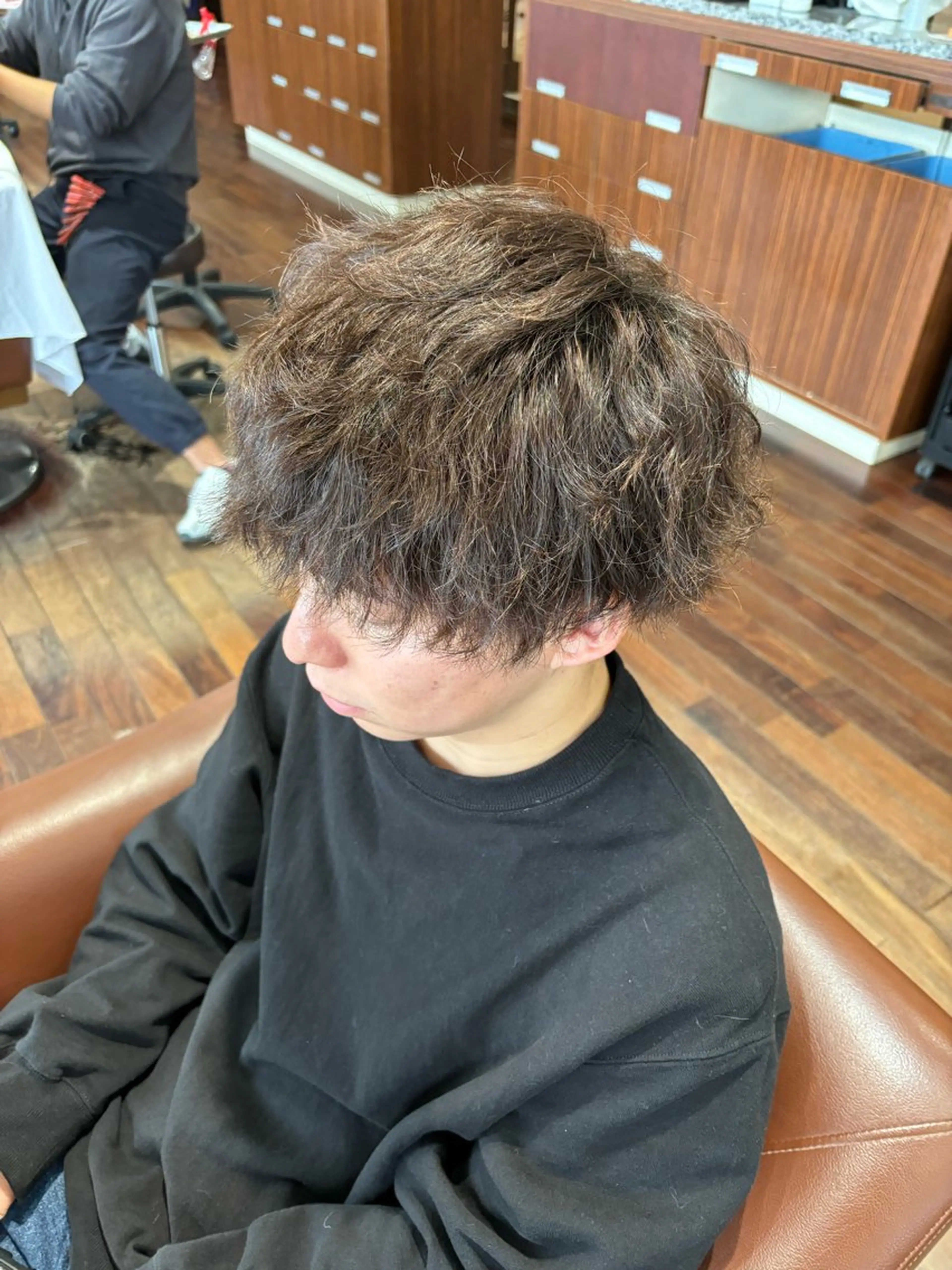 ミディアム 矢藤 豪晃のヘアスタイル