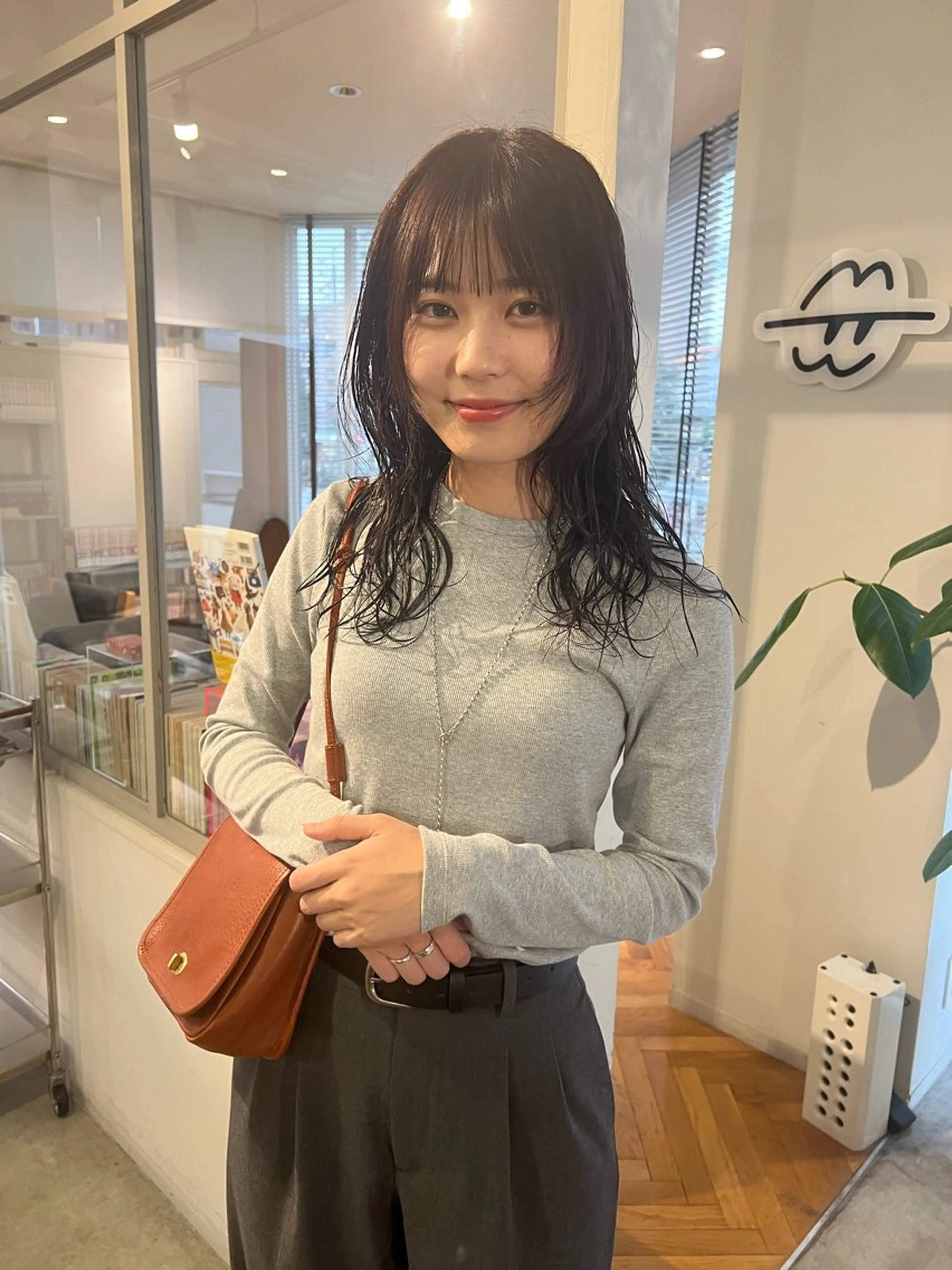 カラー 南部 綾音のヘアスタイル