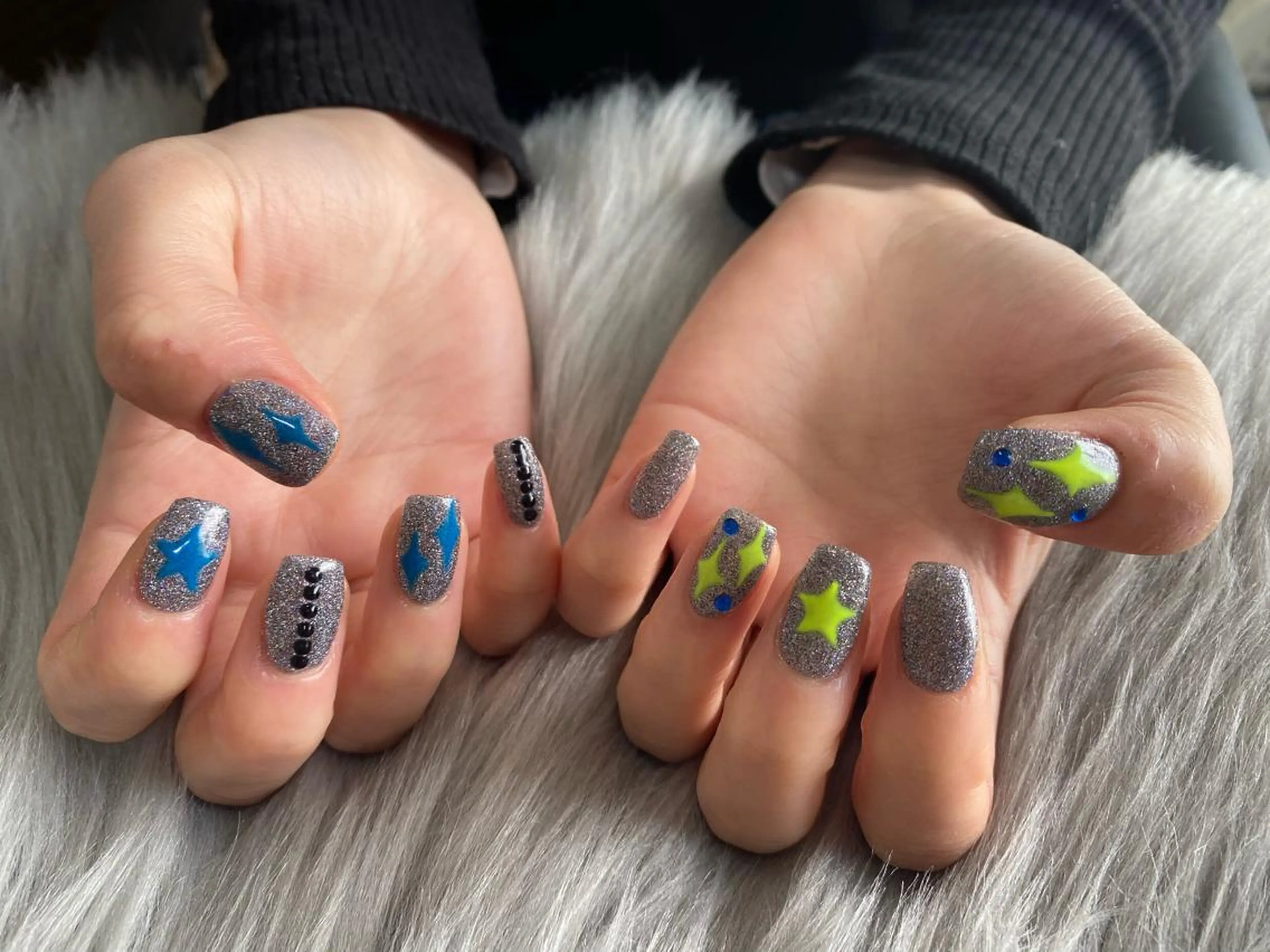 ネイル アートネイル フラッシュネイル キラキラネイル ハンドネイル atelier moamのネイルデザイン