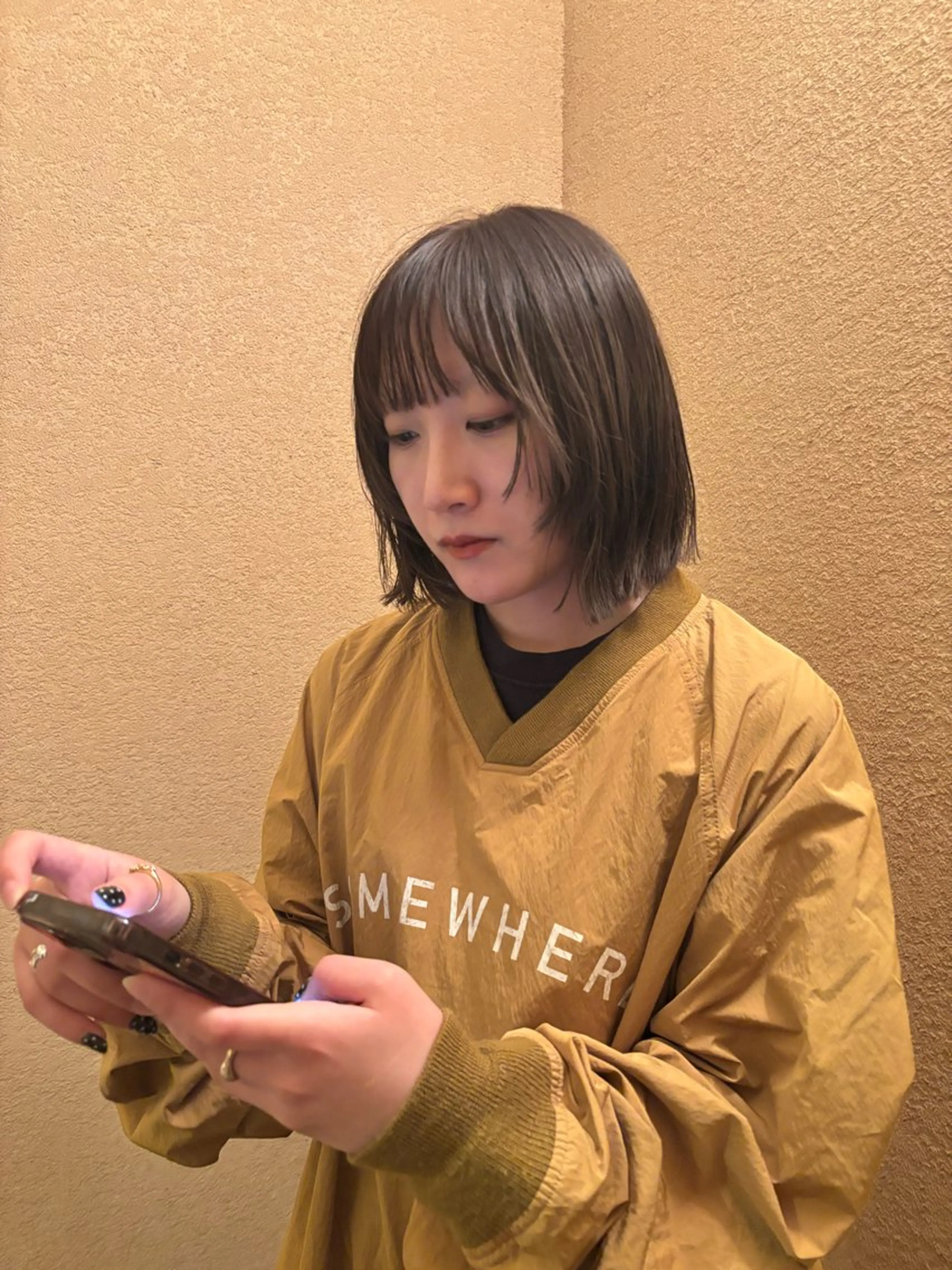 ミディアム 顔まわりレイヤー レイヤーカット hai.moe/ 透明感カラー/恵比寿のヘアスタイル