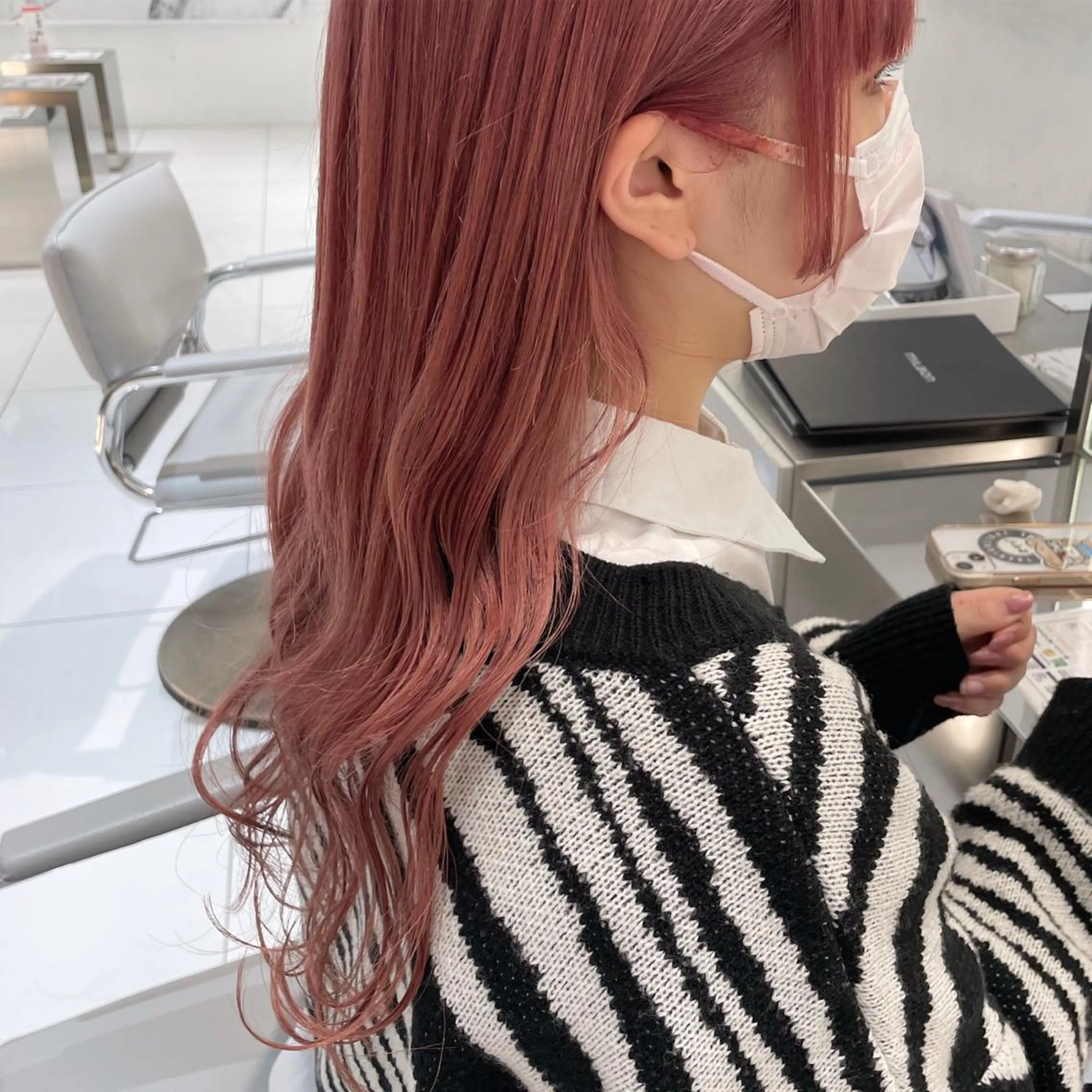 カラー ピンクカラー ヘアカラー D'na ディーナのヘアスタイル