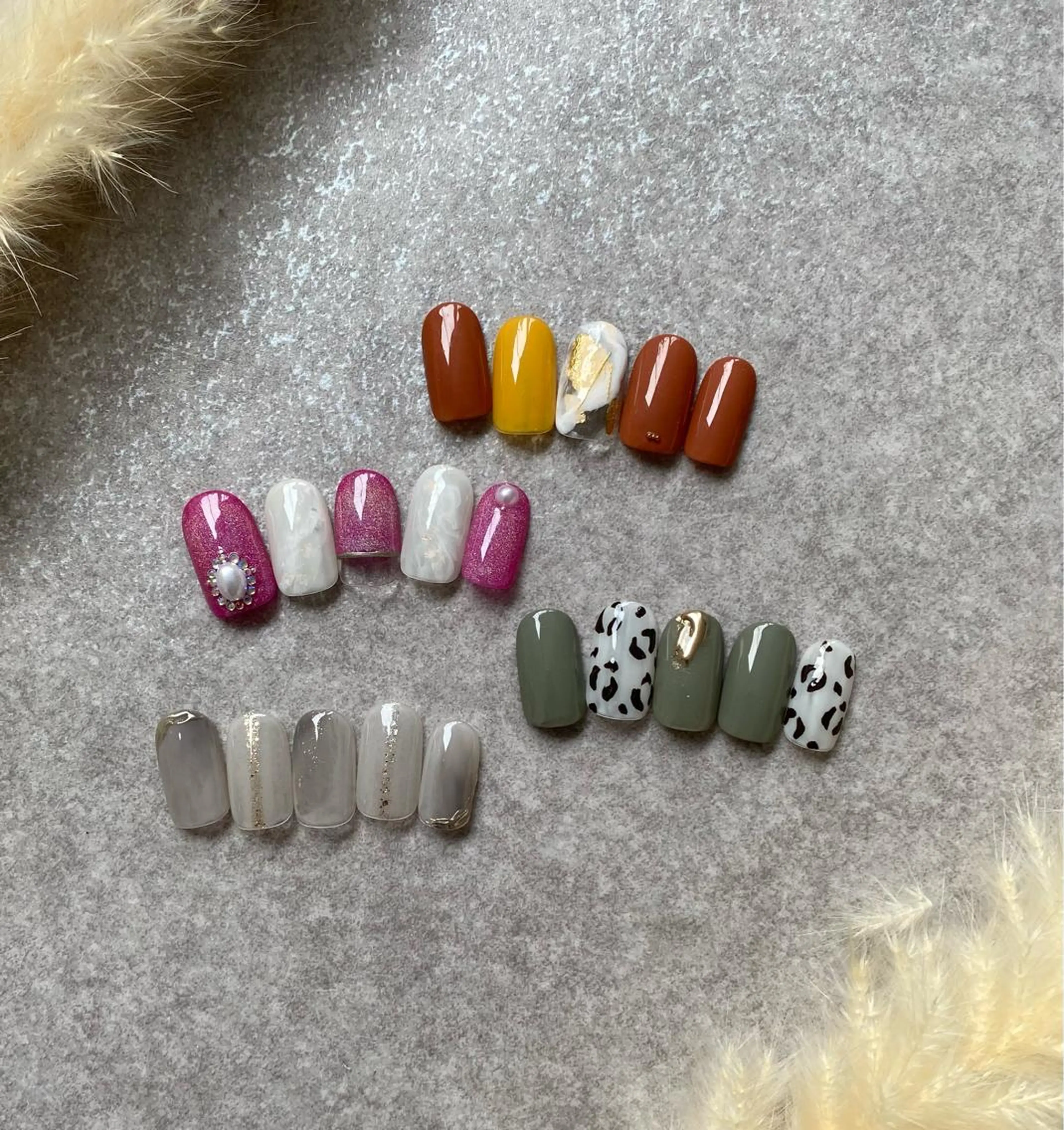 ショート カラー ネイル Nailsalon Calmeのネイルデザイン