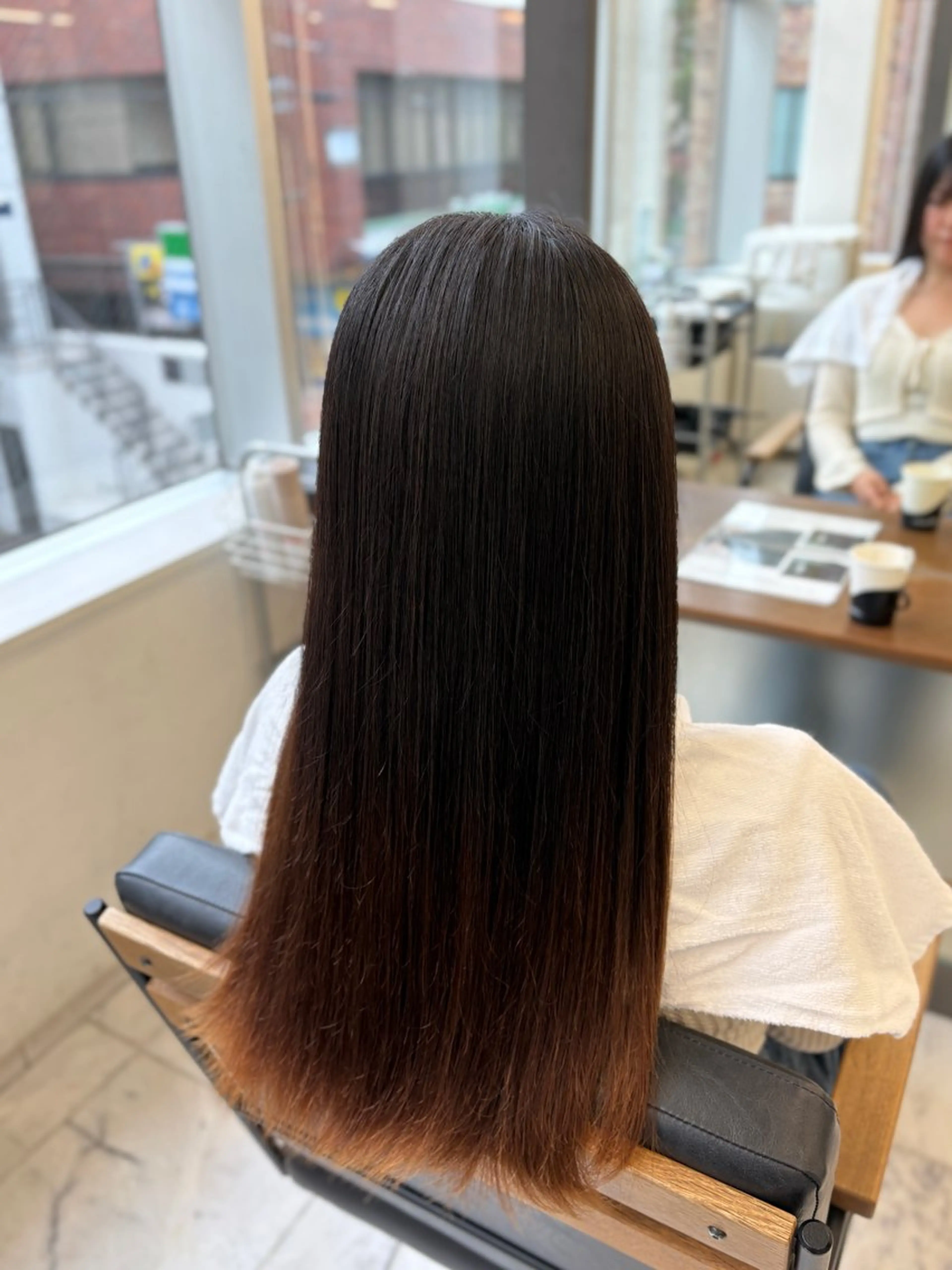 ロング パーマ 酸性ストレート ストレートパーマ 美髪矯正🍀 似合わせカット渡邊のヘアスタイル