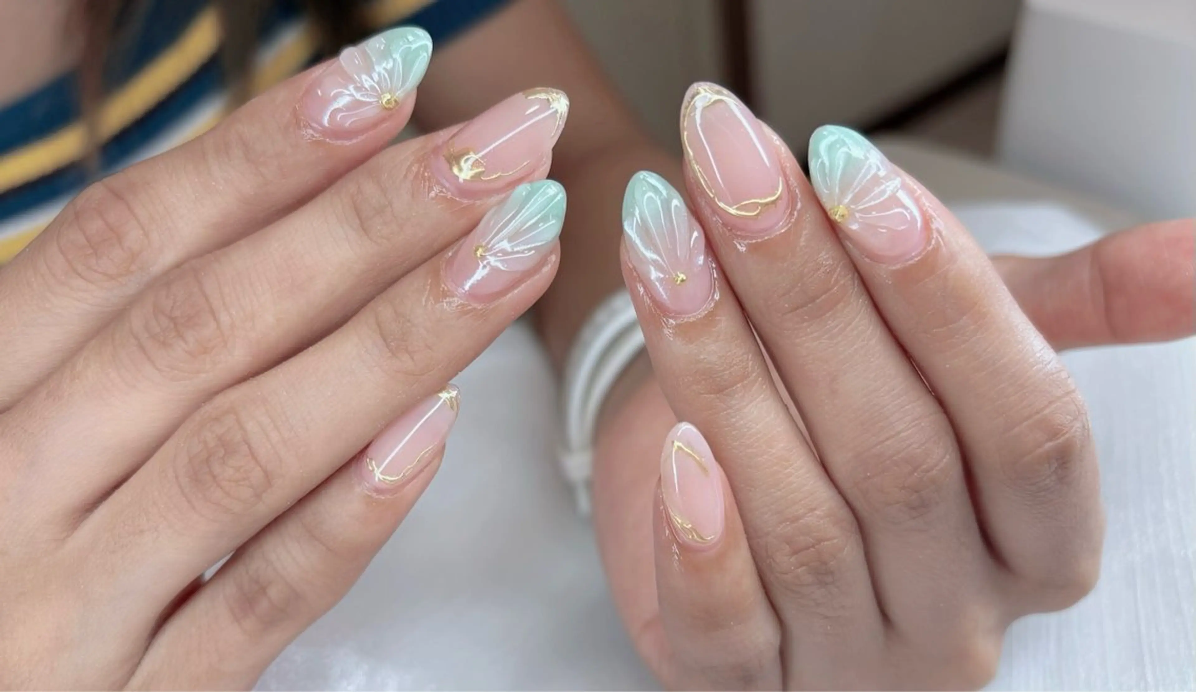 ネイル オーロラネイル ブルー チークネイル フットネイル フレンチネイル Haru Kaori 渋谷のネイルデザイン