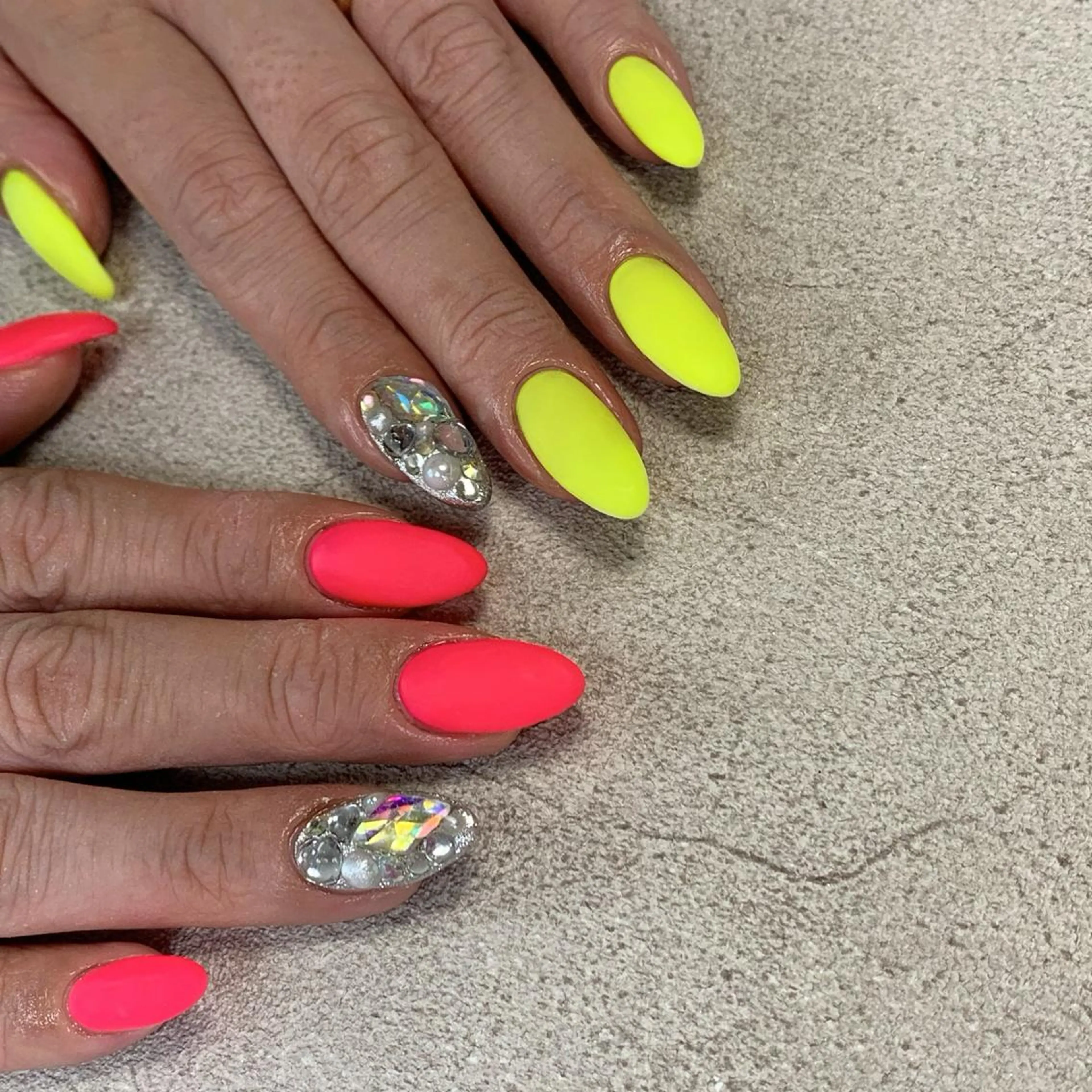 ネイル S. JEWELのネイルデザイン