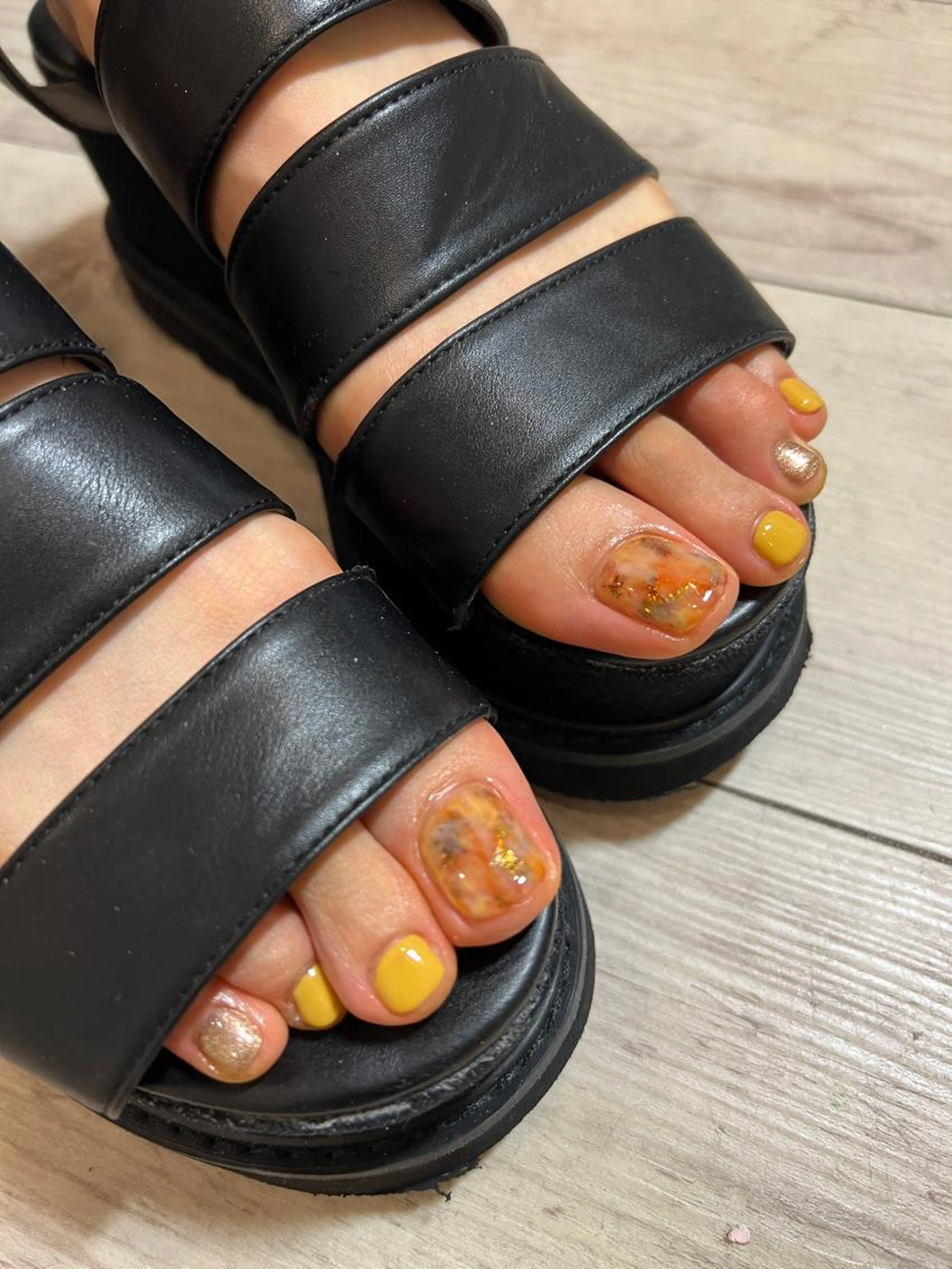 🦶【フット】Design.60▶60分シンプルデザイン相談コース★ミラー・オーロラ🆗の写真