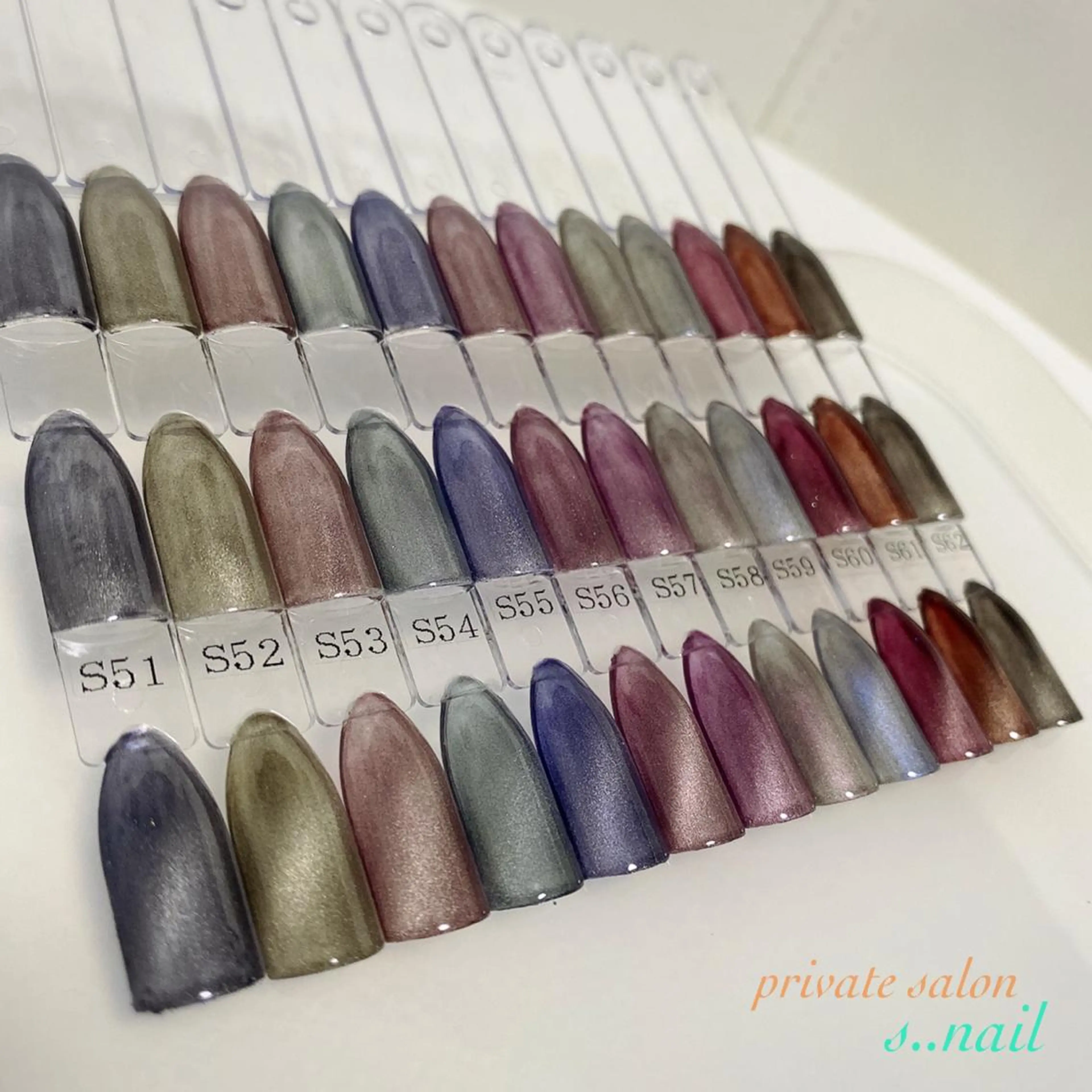 ネイル ジェルネイル マグネットネイル ワンカラーネイル s..nail / MORITAのネイルデザイン