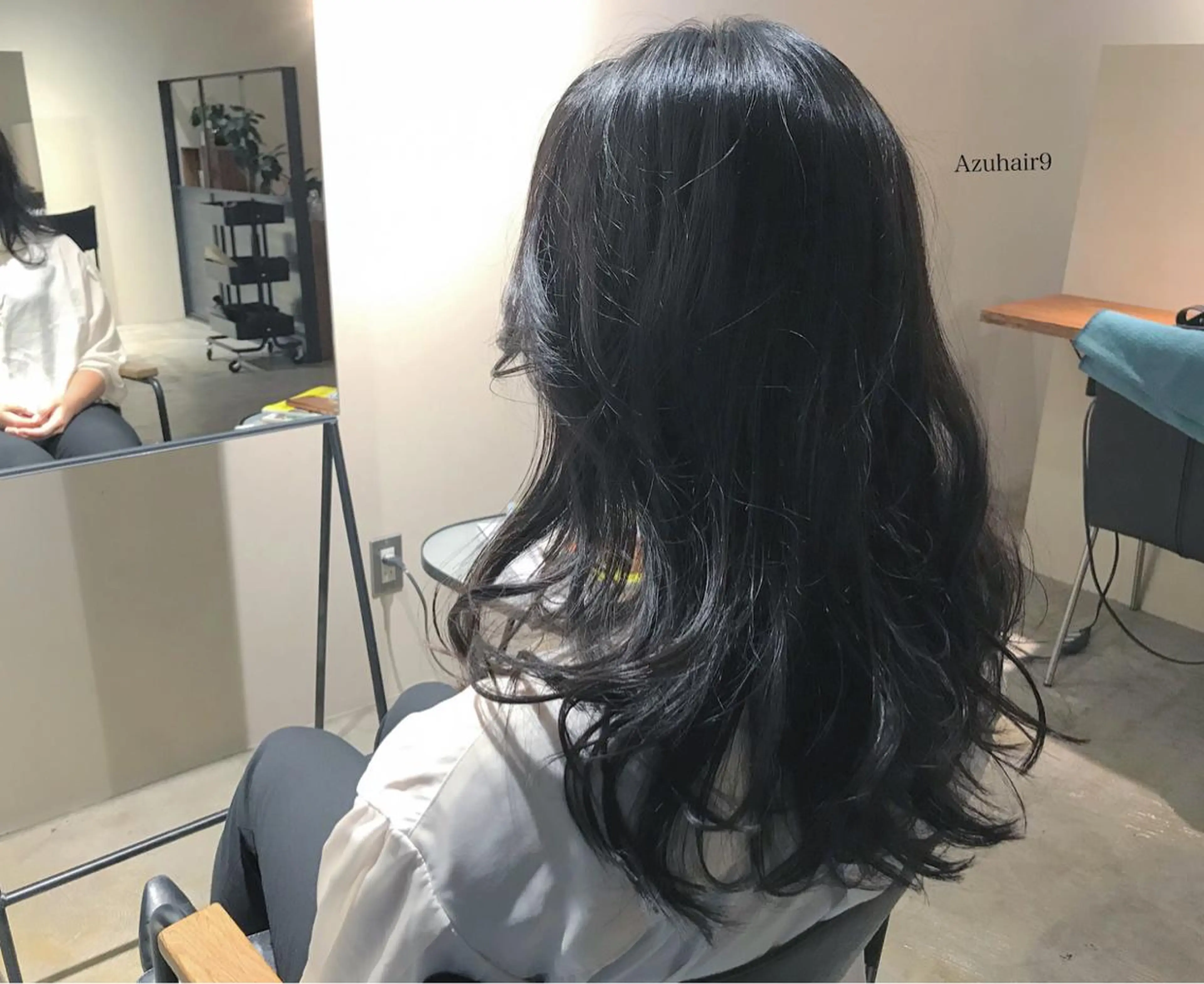 ロング カラー RHAIRSALON 西山梓のヘアスタイル