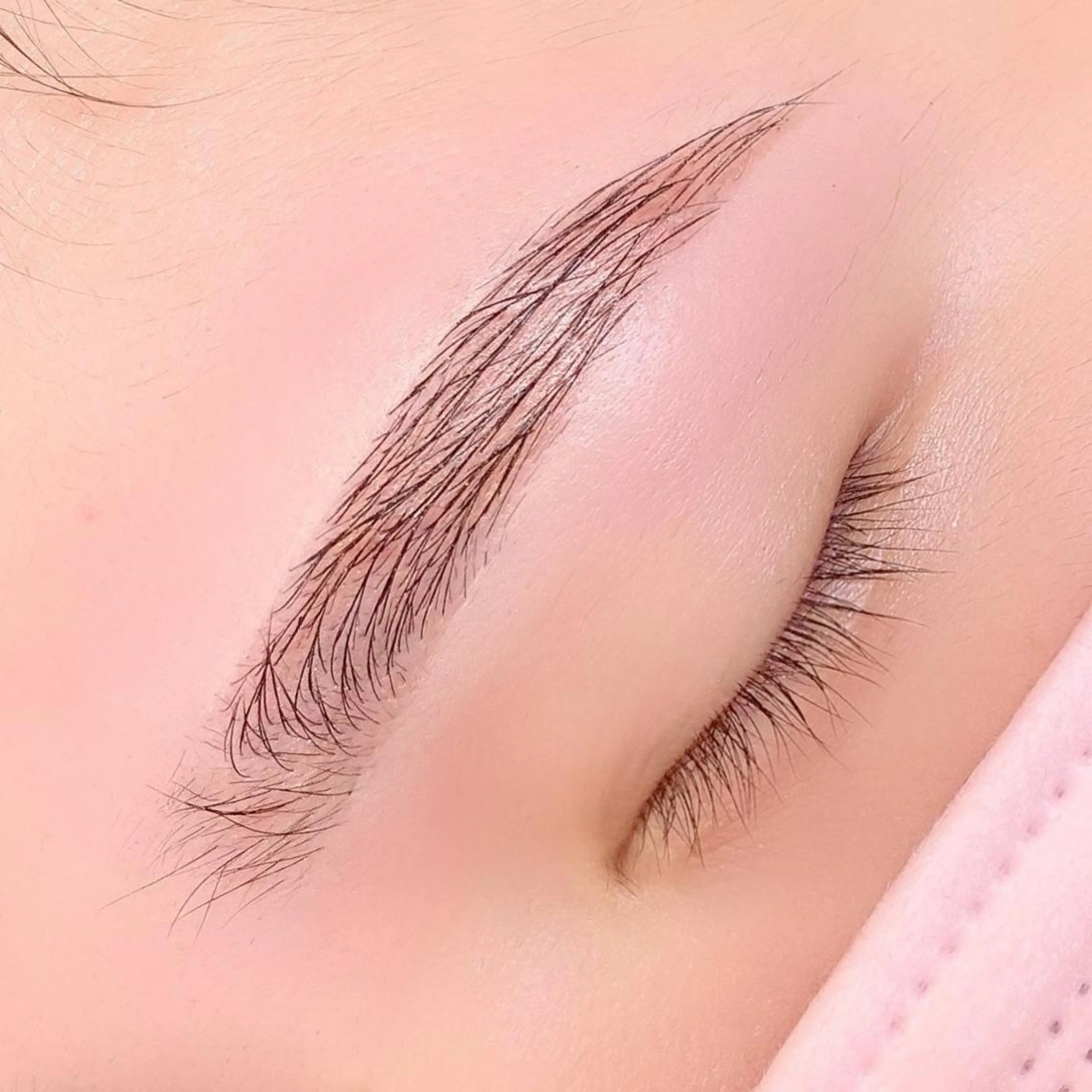 アイブロウ alchemy workzのマツエク・マツパデザイン